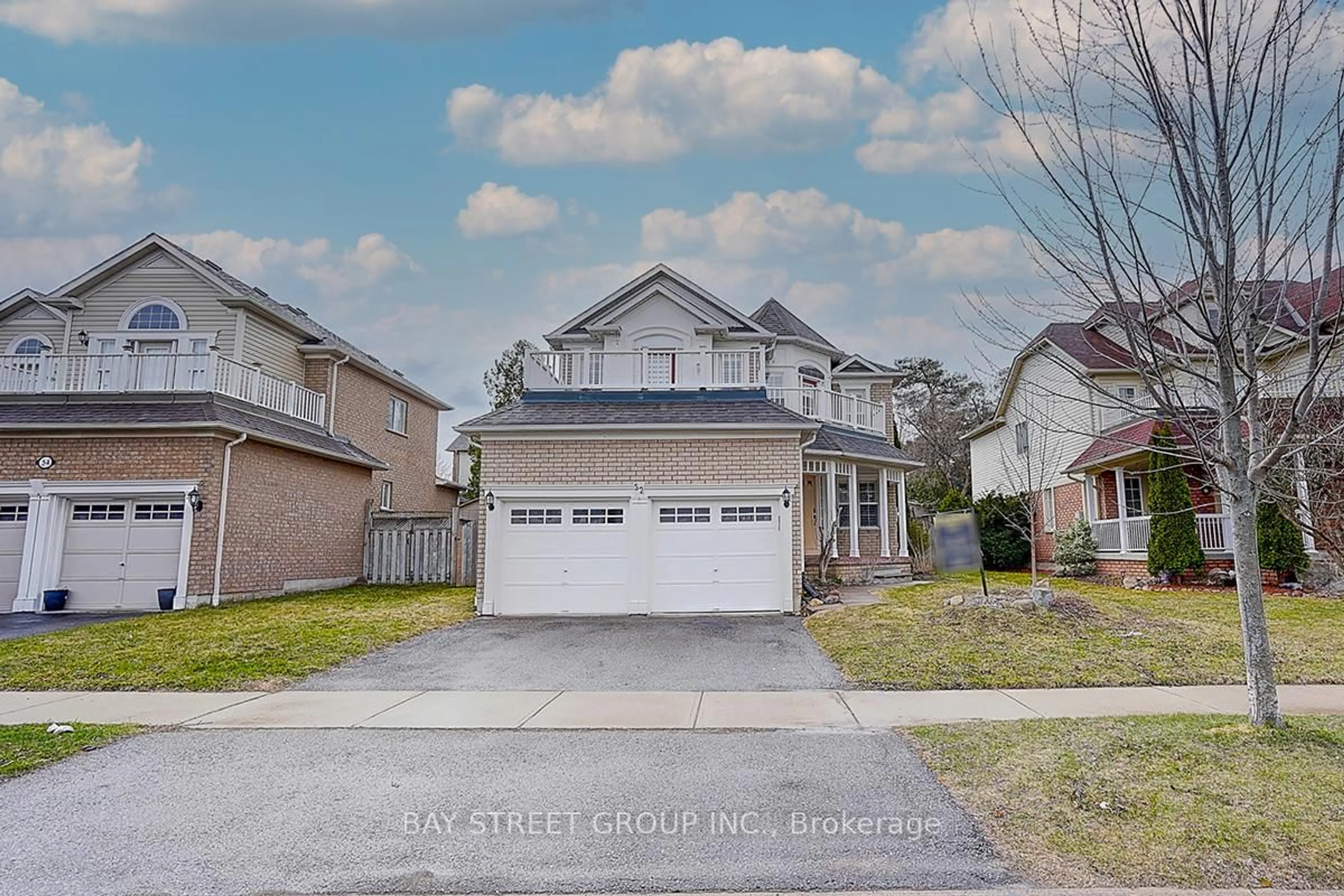 Home with vinyl exterior material, street for 52 Whitewater St, Whitby Ontario L1R 2S8