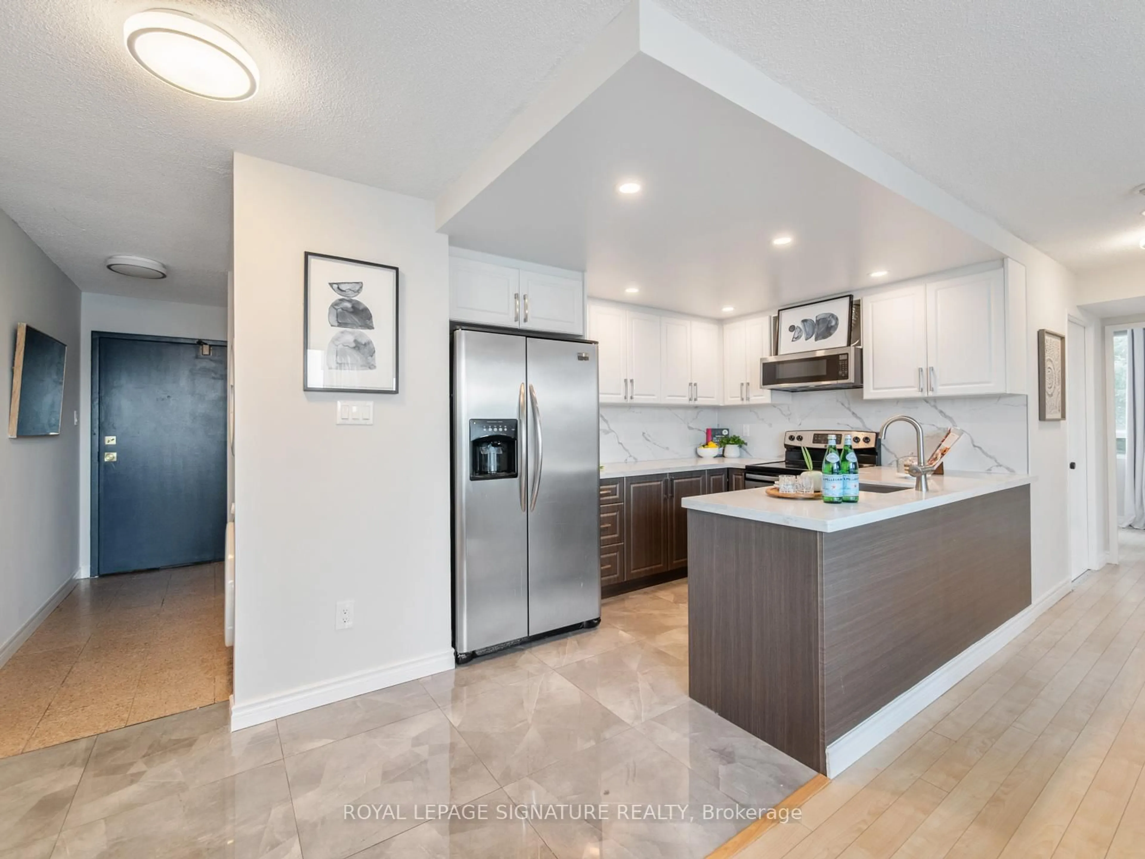 Open concept kitchen, unknown for 3050 Ellesmere Rd #519, Toronto Ontario M1E 5E6