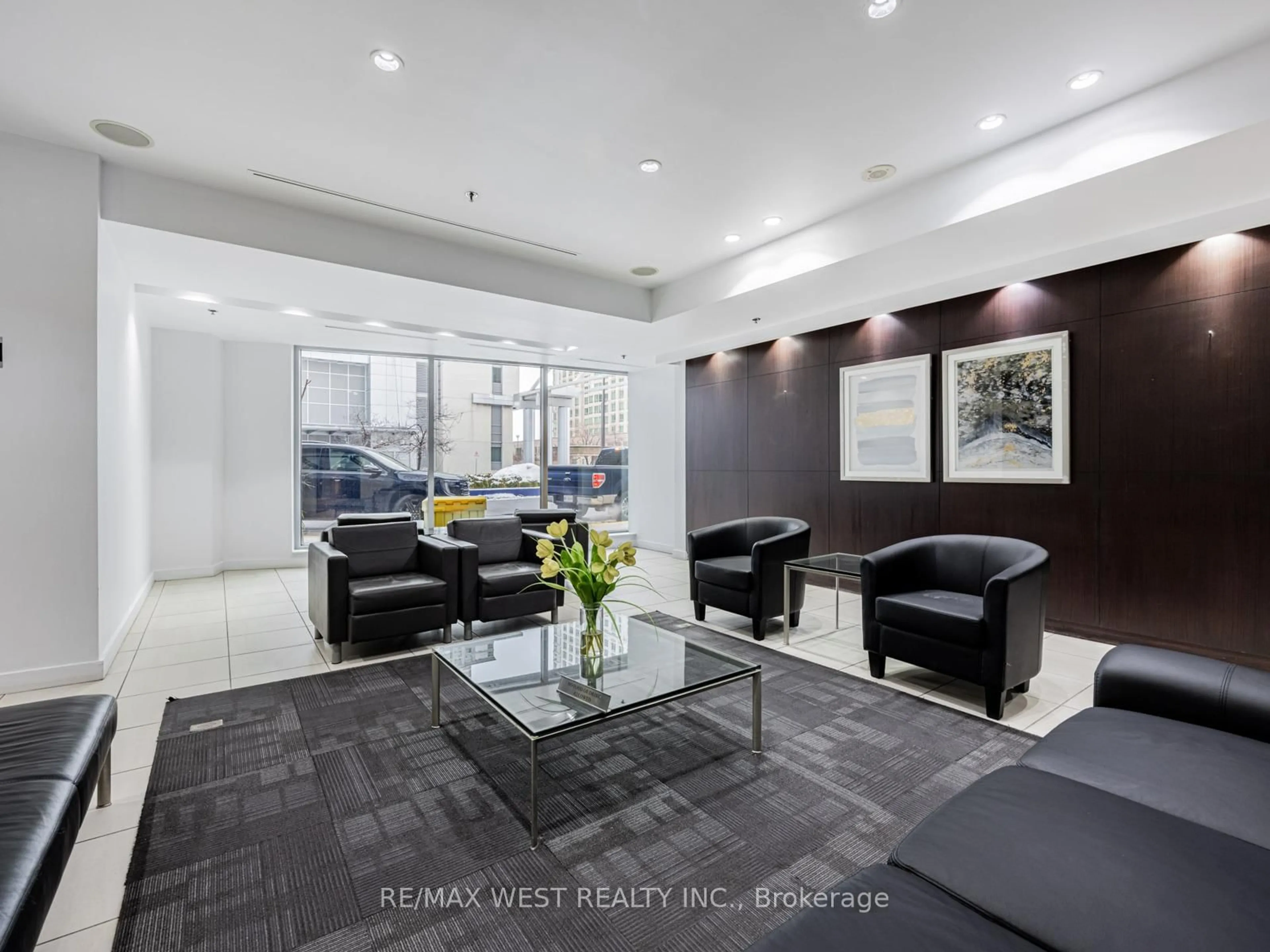 Lobby for 36 Lee Centre Dr #2509, Toronto Ontario M1H 3K2