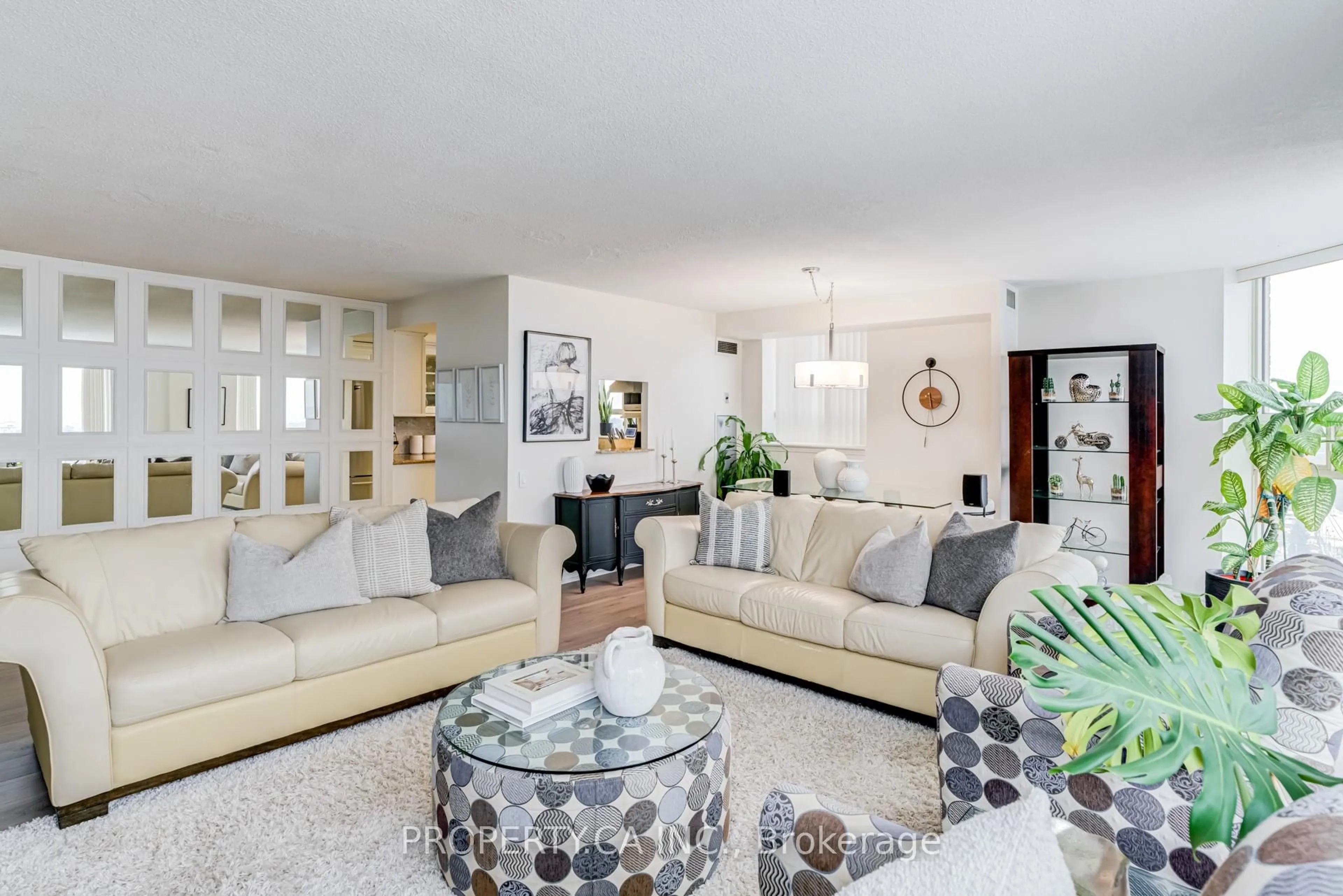 Living room with furniture, unknown for 2460 Eglinton Ave #1516, Toronto Ontario M1K 5J7