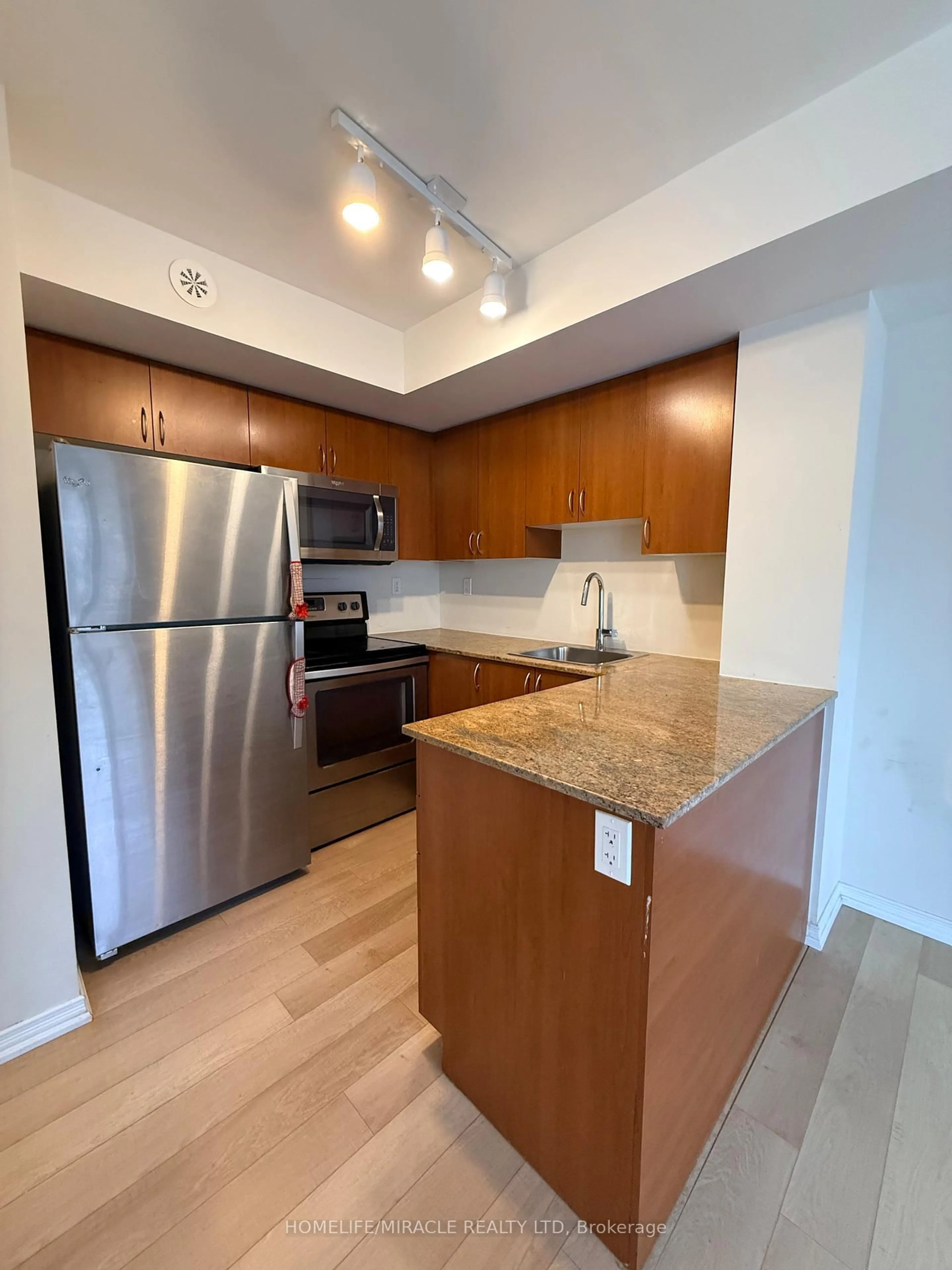 Standard kitchen, unknown for 1070 Progress Ave #306, Toronto Ontario M1B 0C5