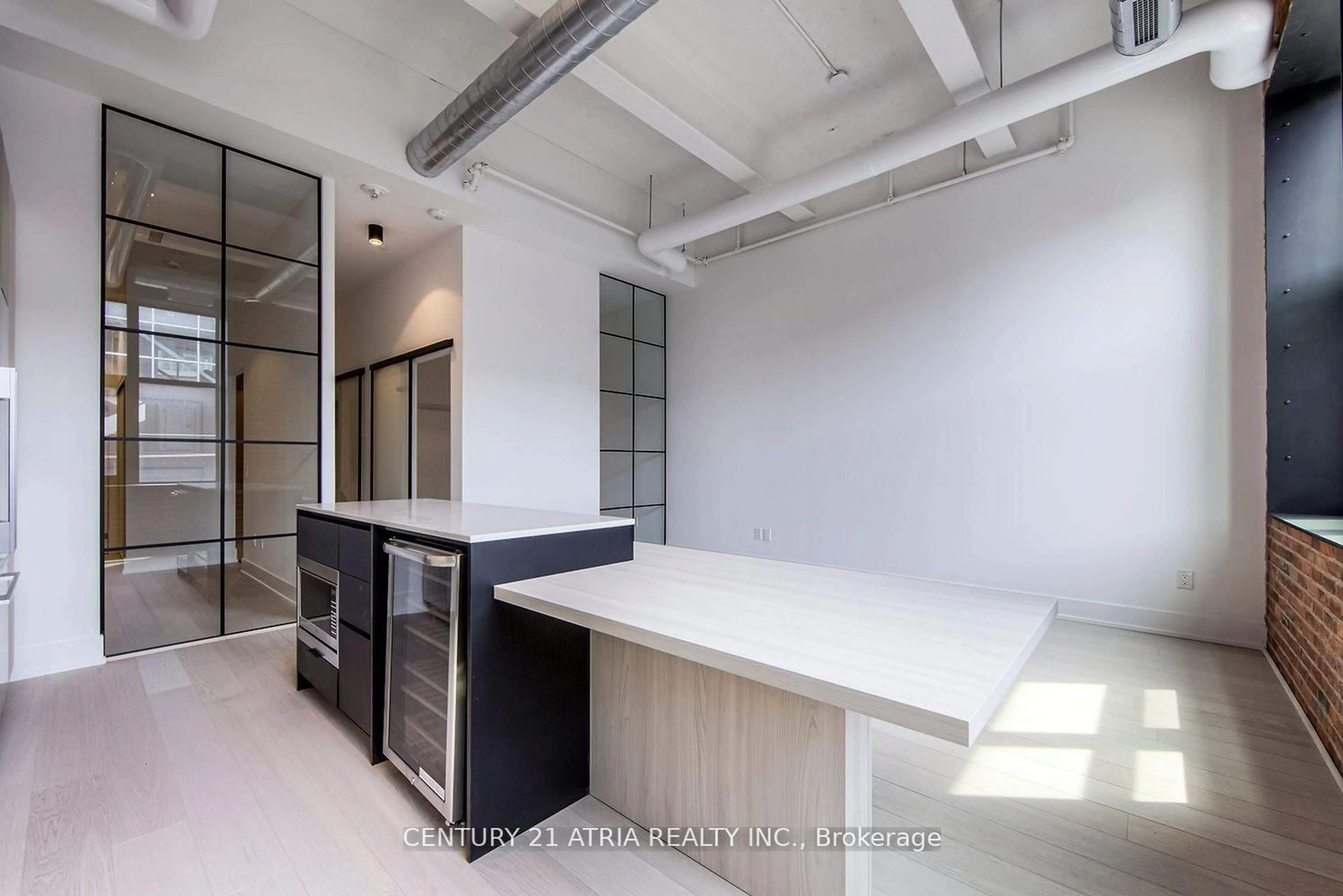 Unknown for 150 Logan Ave #504, Toronto Ontario M4M 1C3