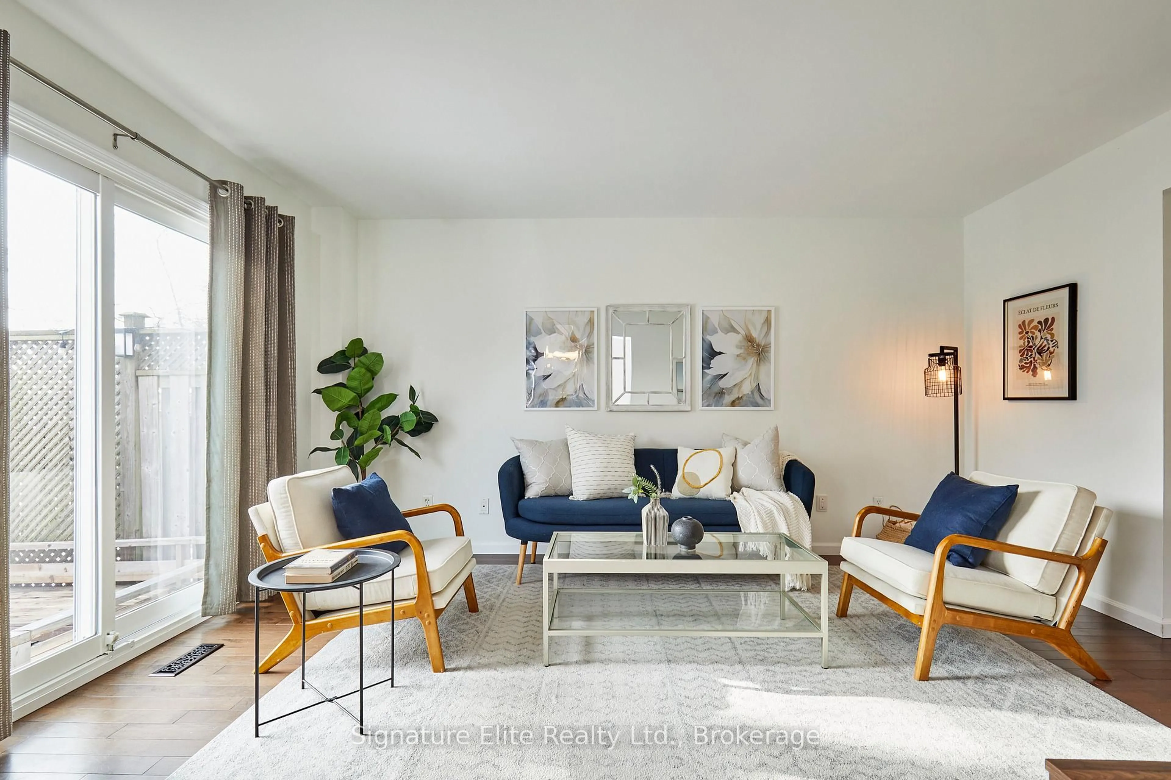 Living room with furniture, unknown for 1 Wheeling Dr, Toronto Ontario M1C 3X2