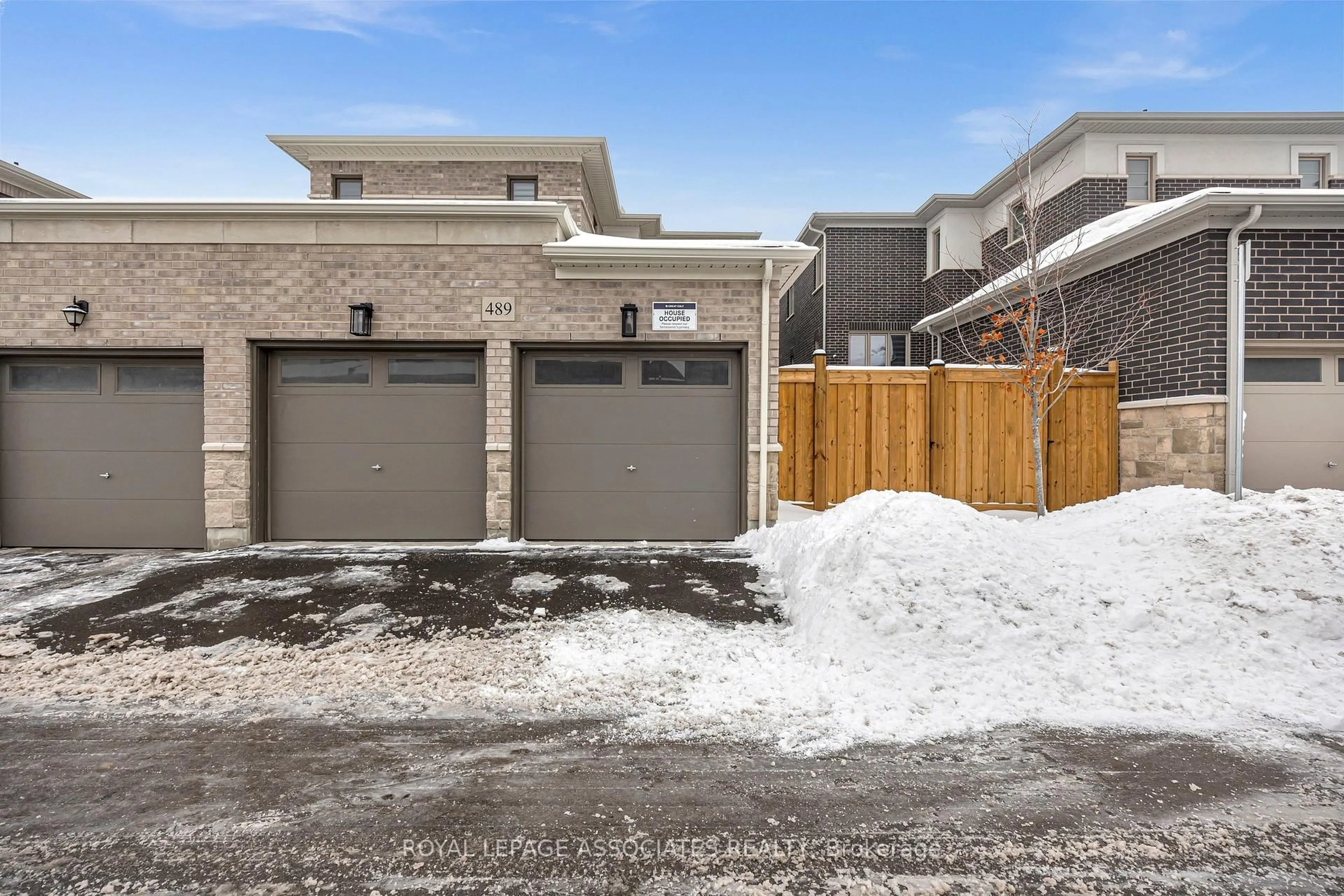 Unknown for 489 Twin Streams Rd, Whitby Ontario L1P 0P6