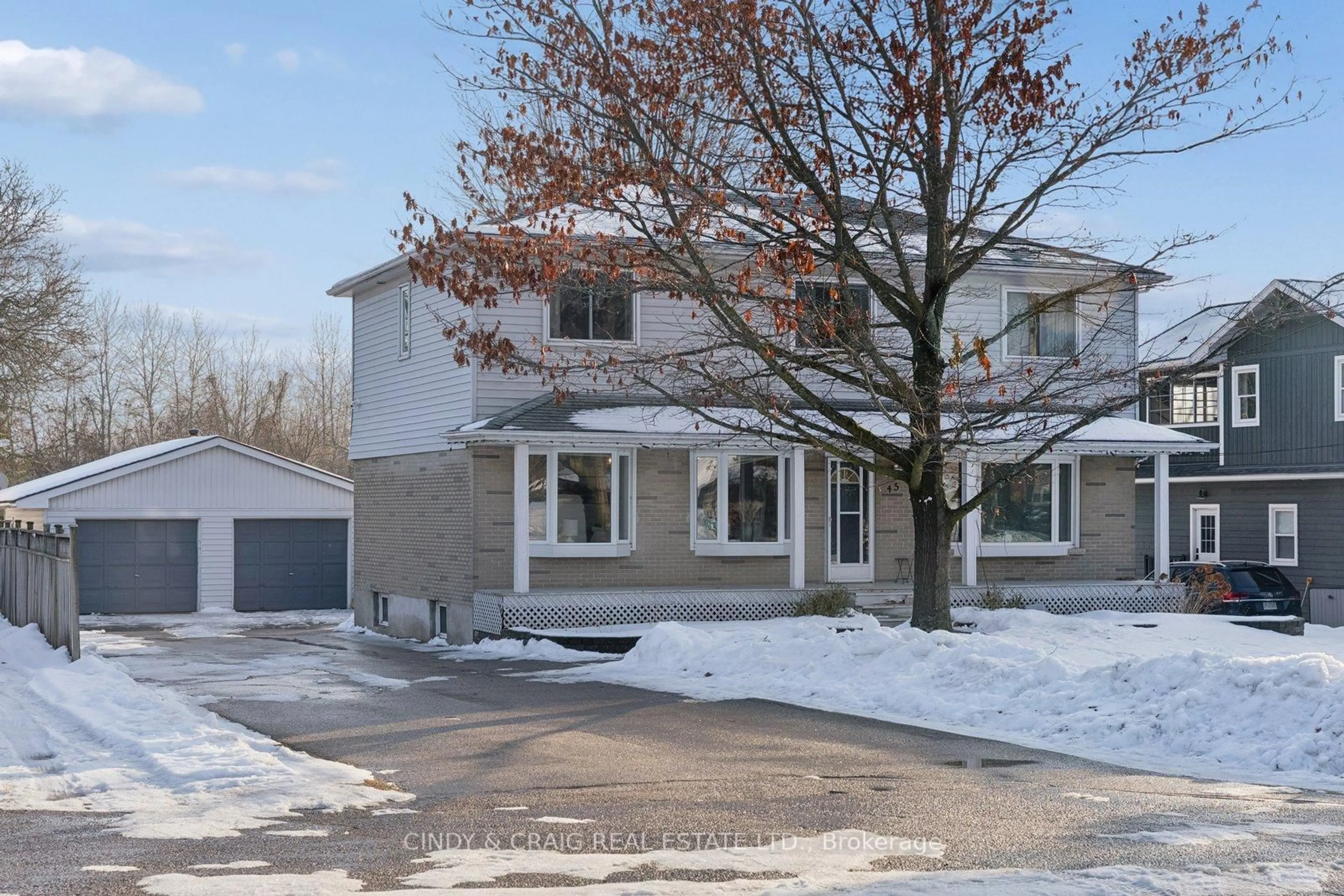 A pic from outside/outdoor area/front of a property/back of a property/a pic from drone, street for 45 Firner St, Clarington Ontario L0B 1J0
