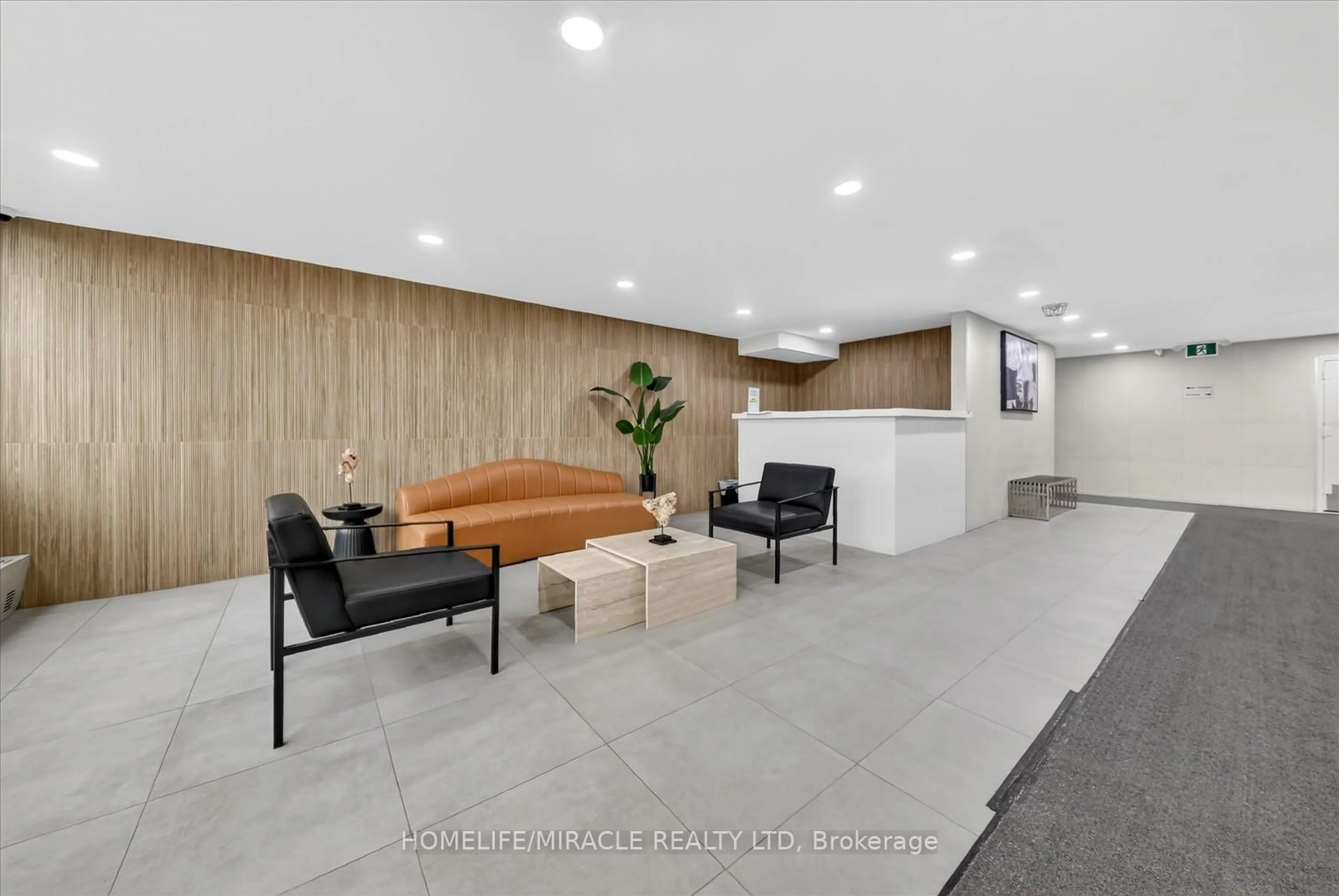 Lobby for 100 Echo PT #1909, Toronto Ontario M1W 2V2