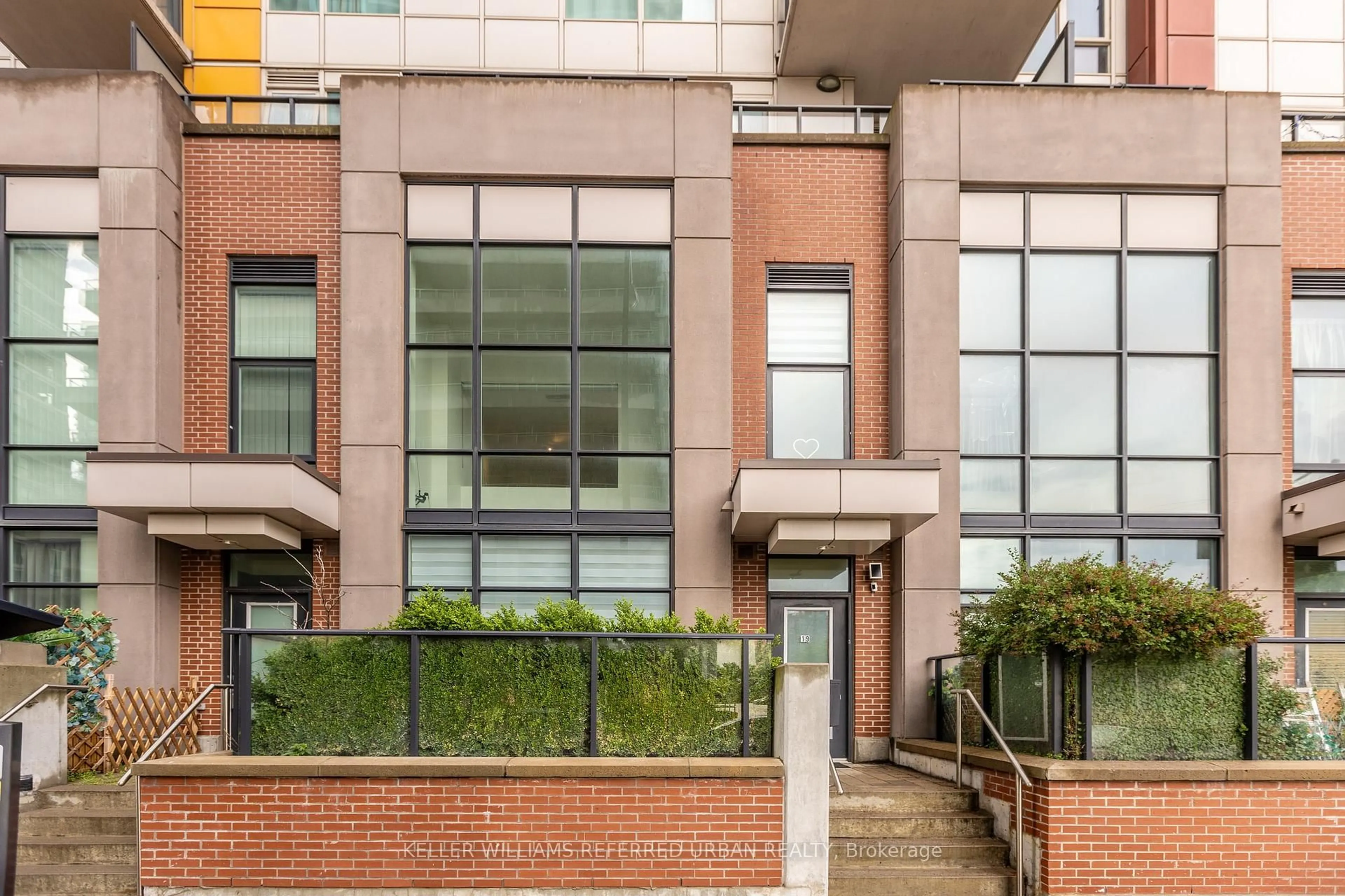 Home with brick exterior material, building for 19 Town Centre Crt, Toronto Ontario M1P 0B3