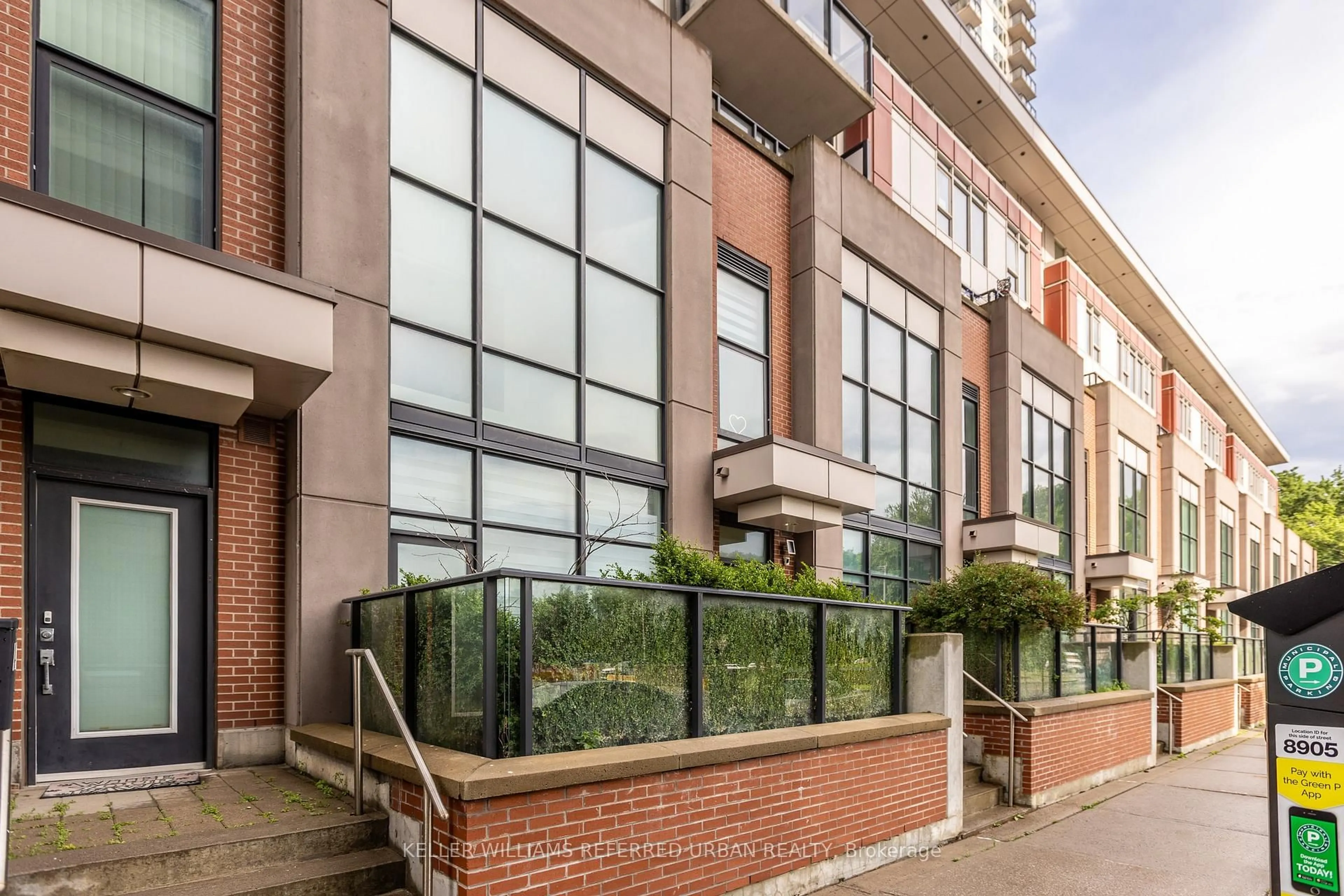 Home with brick exterior material, building for 19 Town Centre Crt, Toronto Ontario M1P 0B3