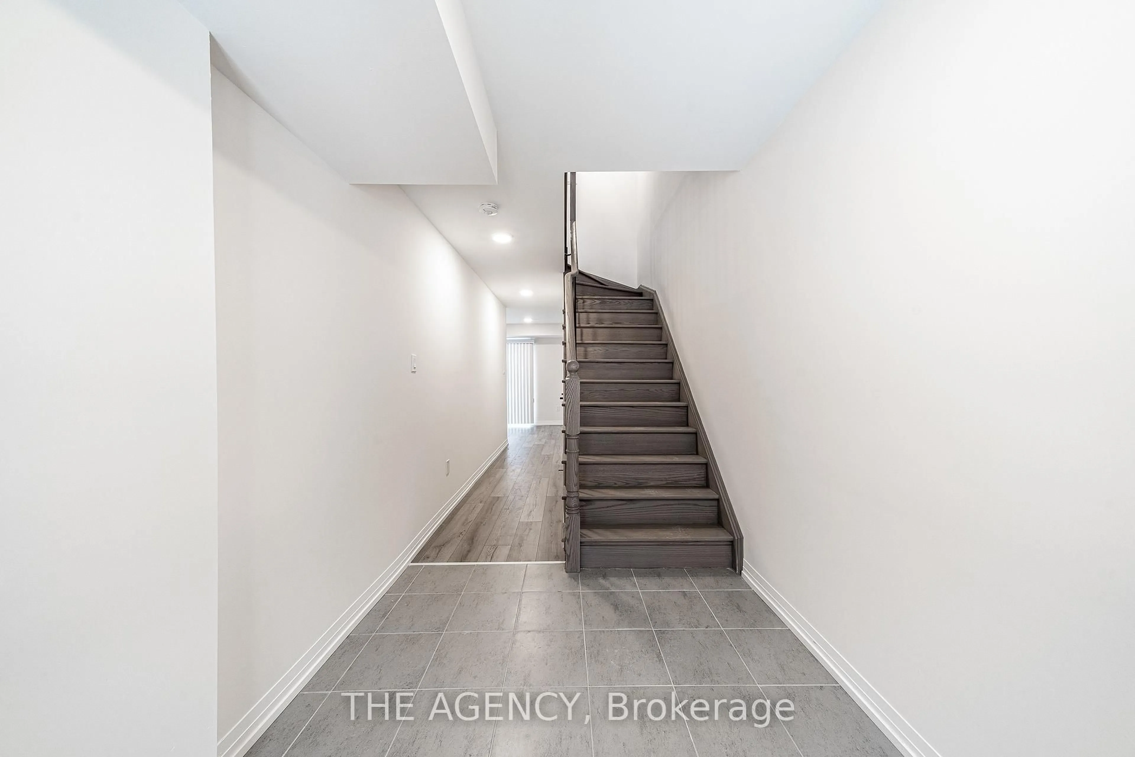 Unknown for 108 Bavin St, Clarington Ontario L1C 7H5