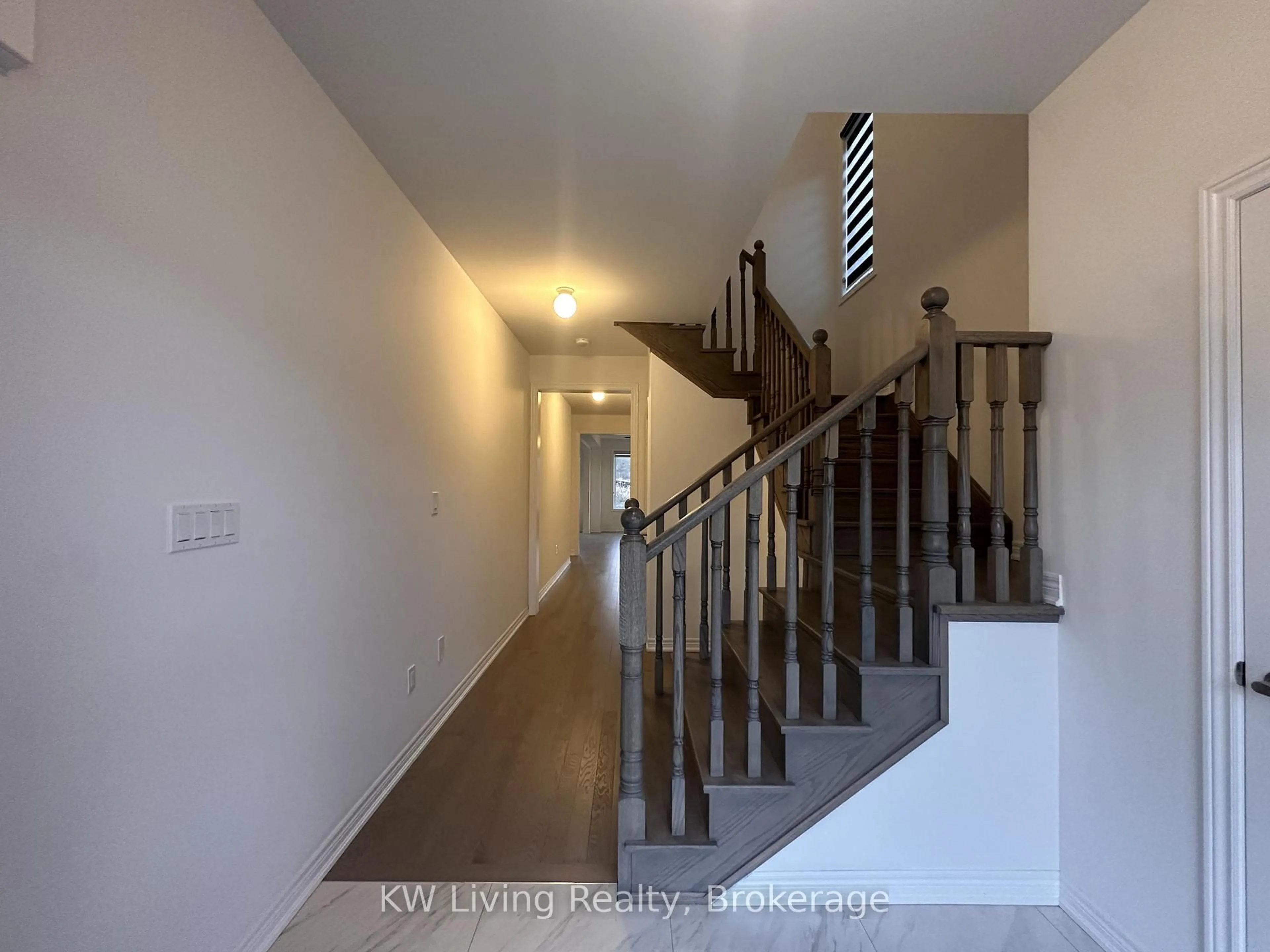 Unknown for 1266 Talisman Manr, Pickering Ontario L1V 2P8