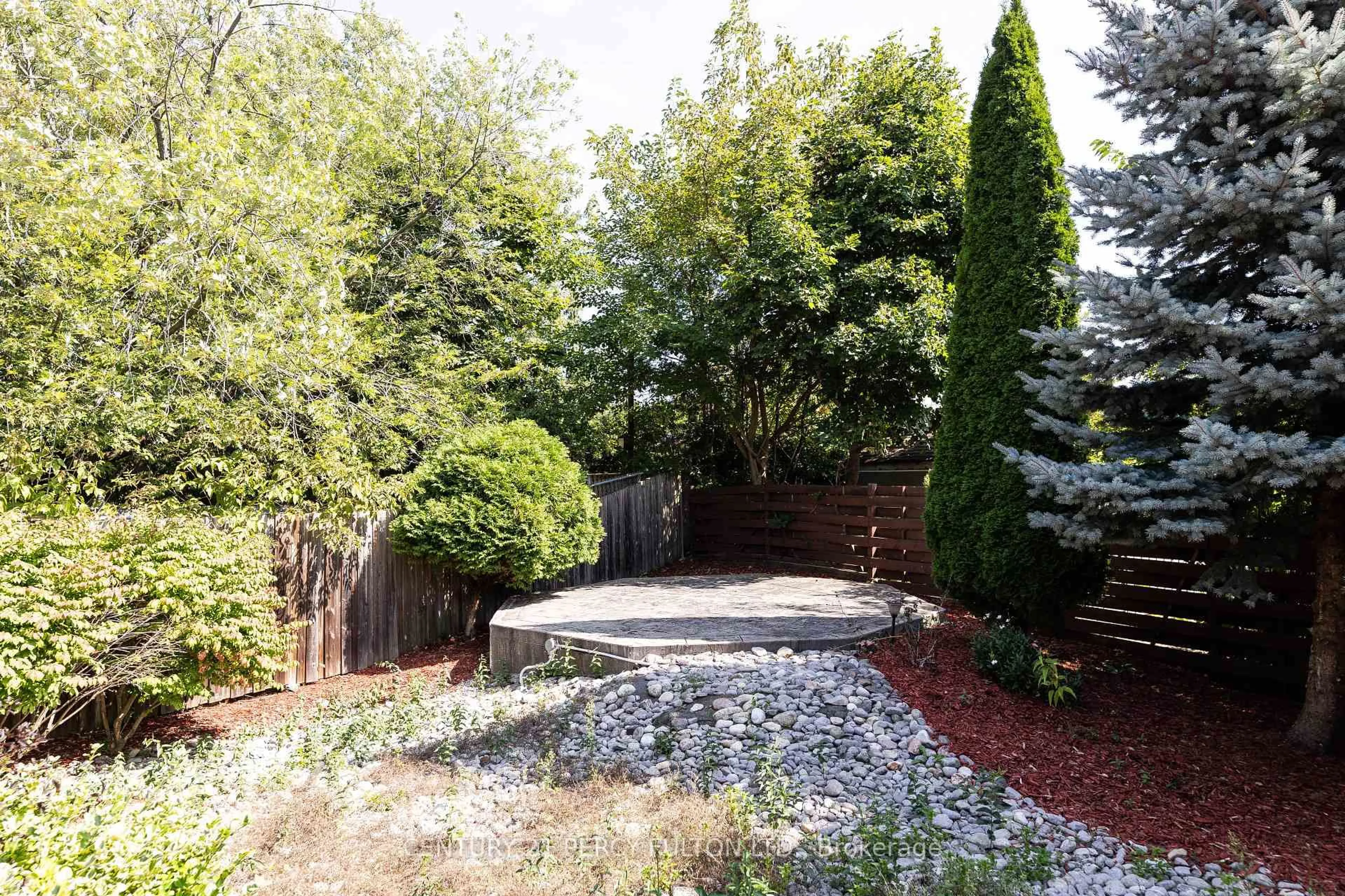 Patio, forest/trees view for 23 Leah Cres, Ajax Ontario L1T 3J2