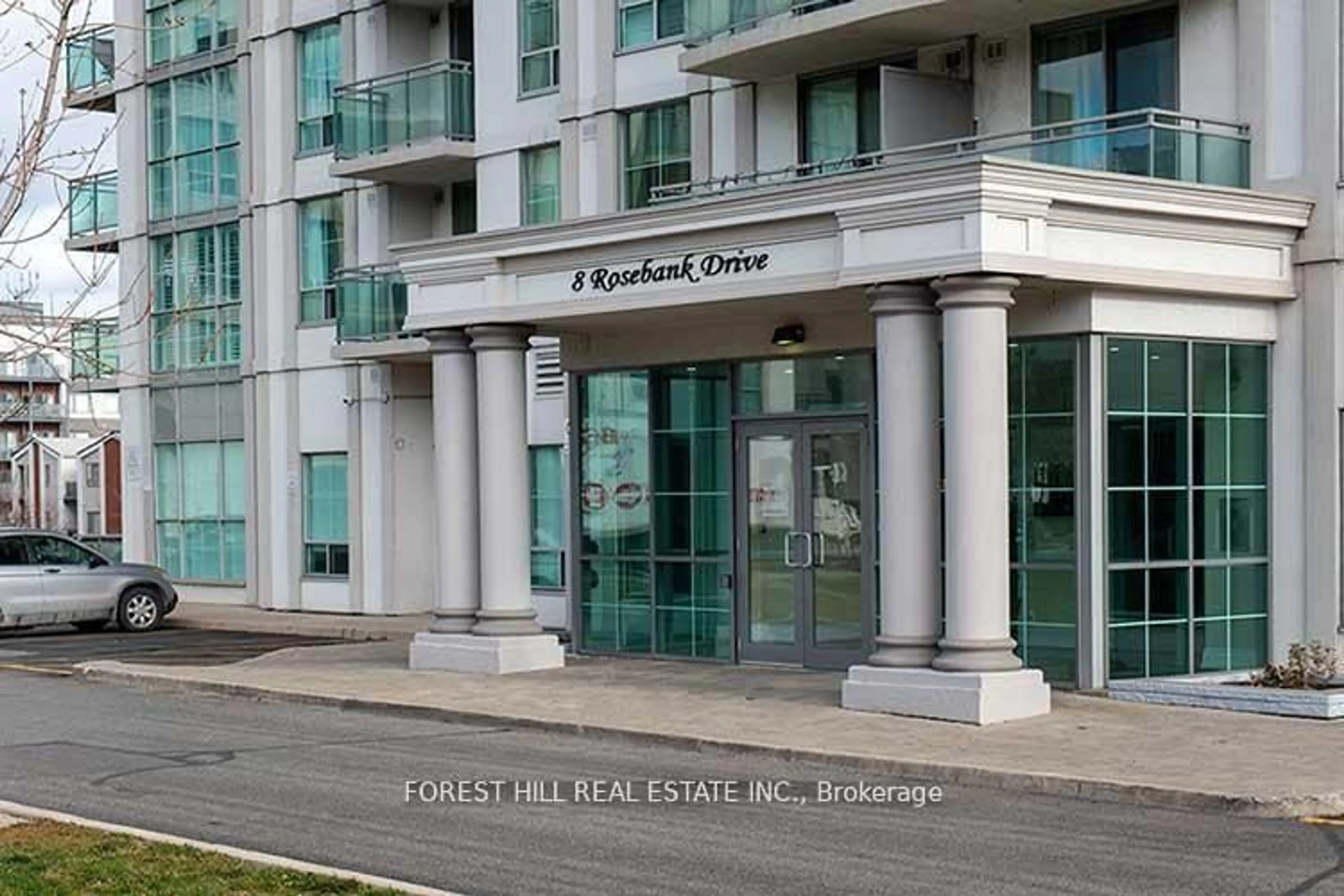 Indoor foyer for 8 Rosebank Dr #5B, Toronto Ontario M1B 5Z3