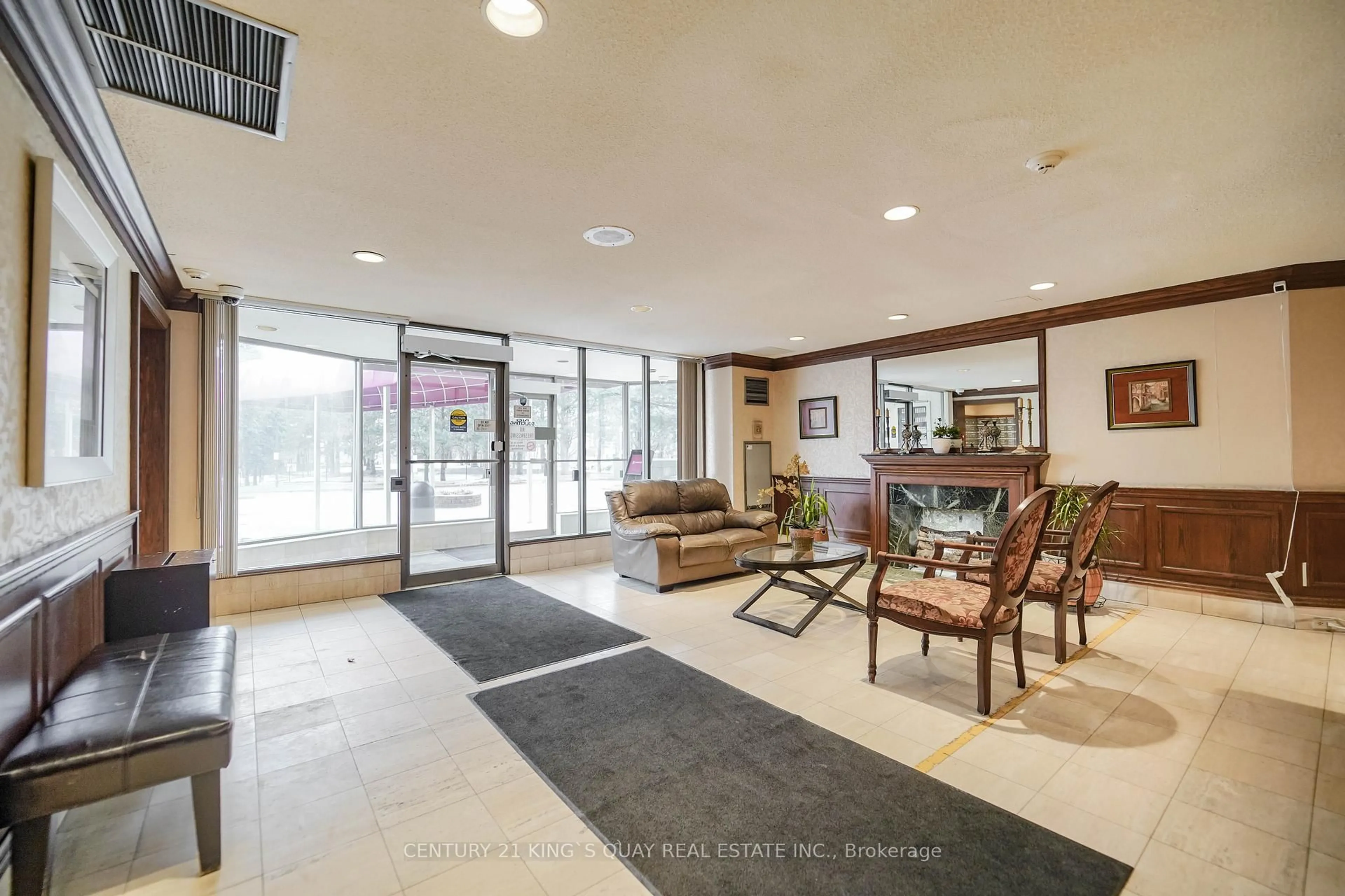 Unknown for 30 Thunder Grve #1610, Toronto Ontario M1V 4A3