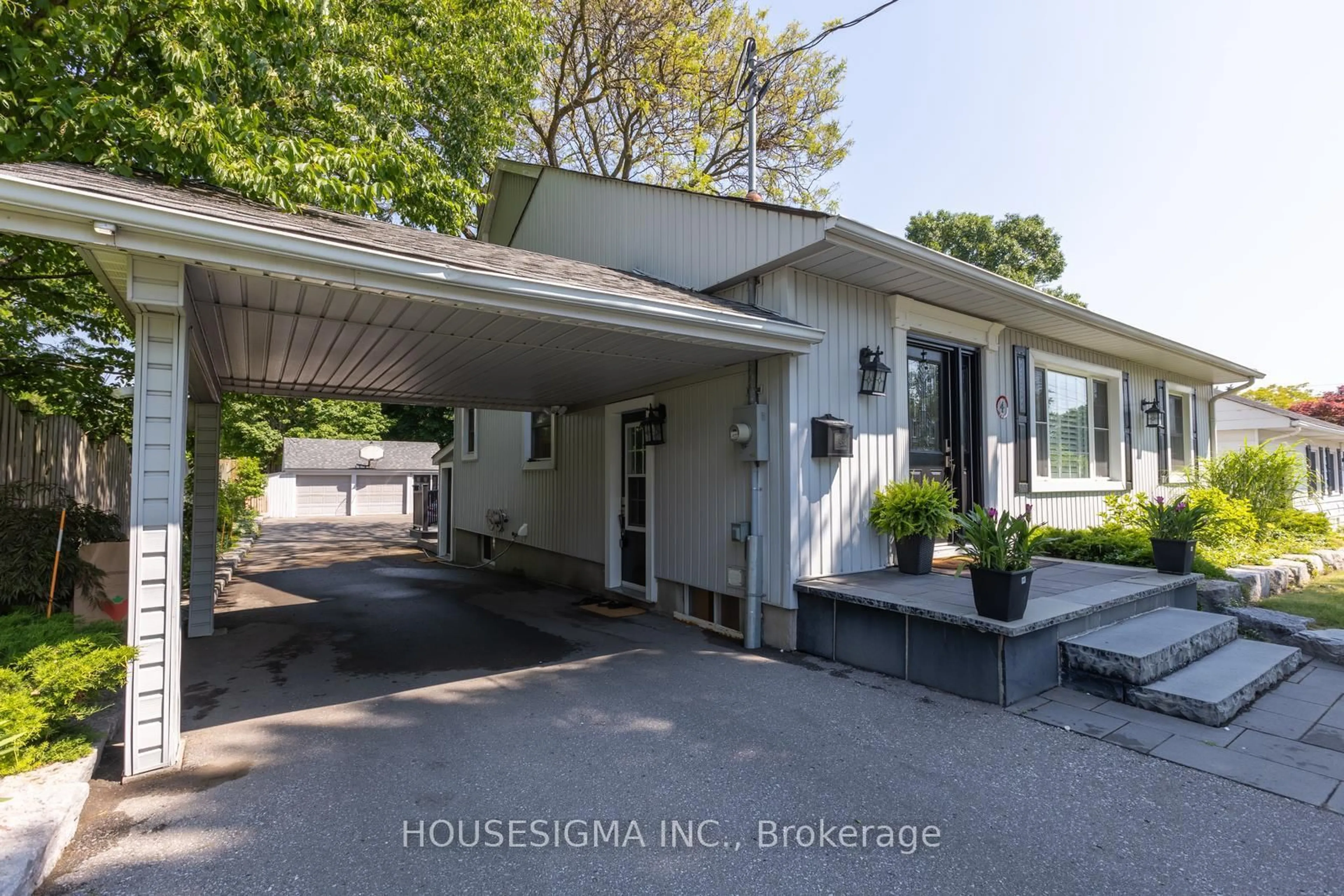 Unknown for 4 Concession St, Clarington Ontario L1C 1Y1