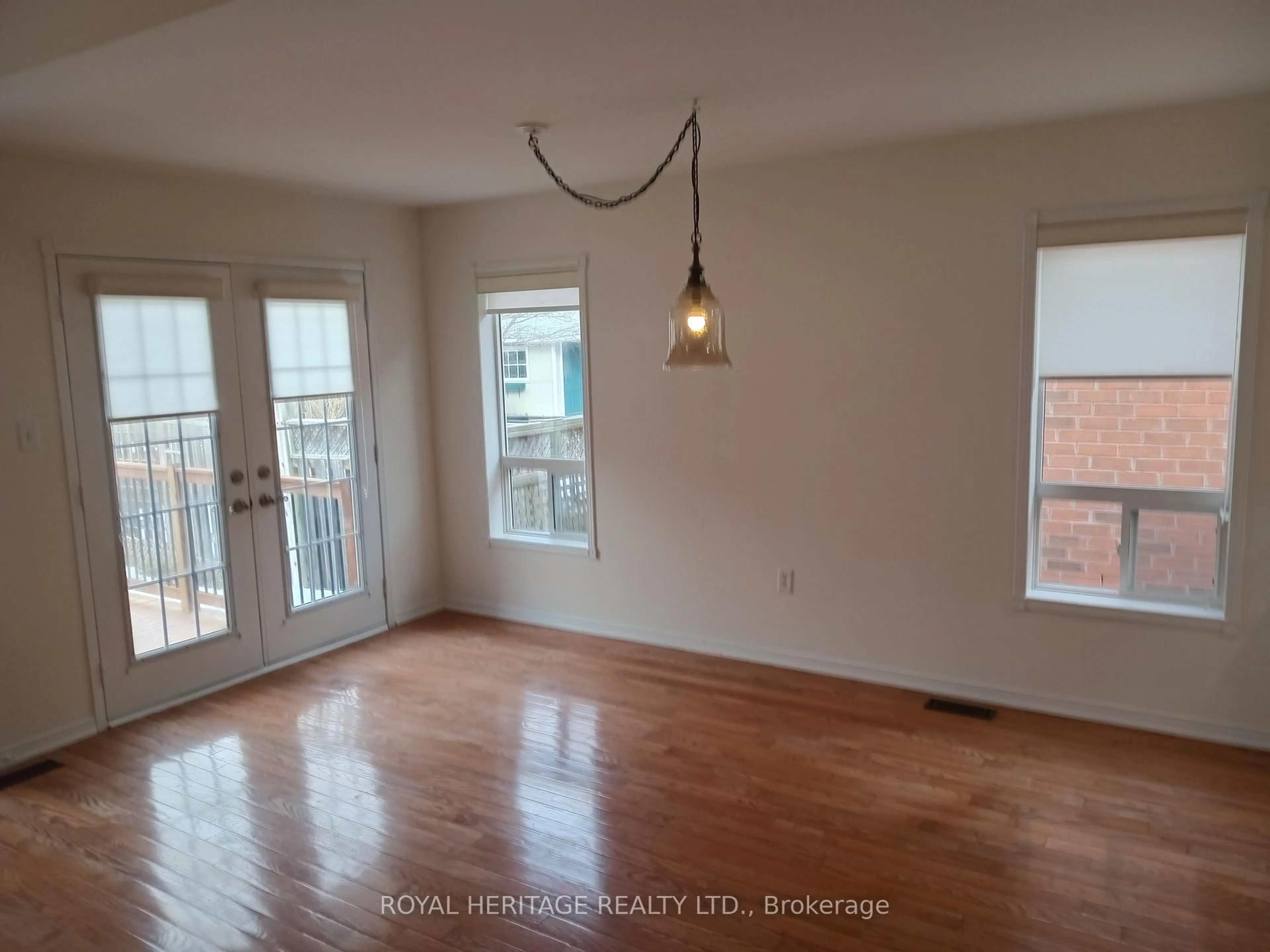 A pic of a room for 16 Corridale Ave, Whitby Ontario L1M 2E8