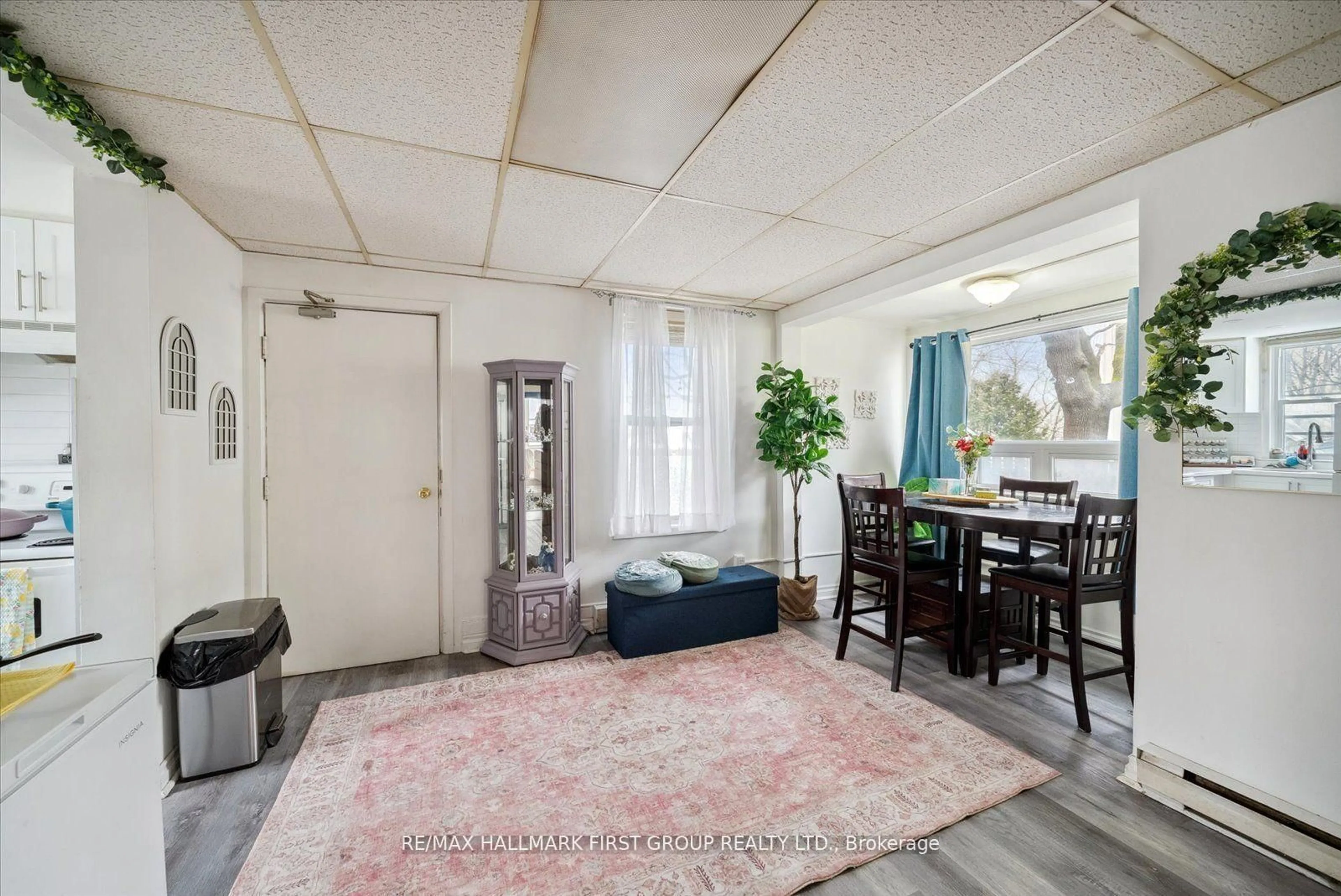 Unknown for 219 Cochrane St, Scugog Ontario L9L 1M1