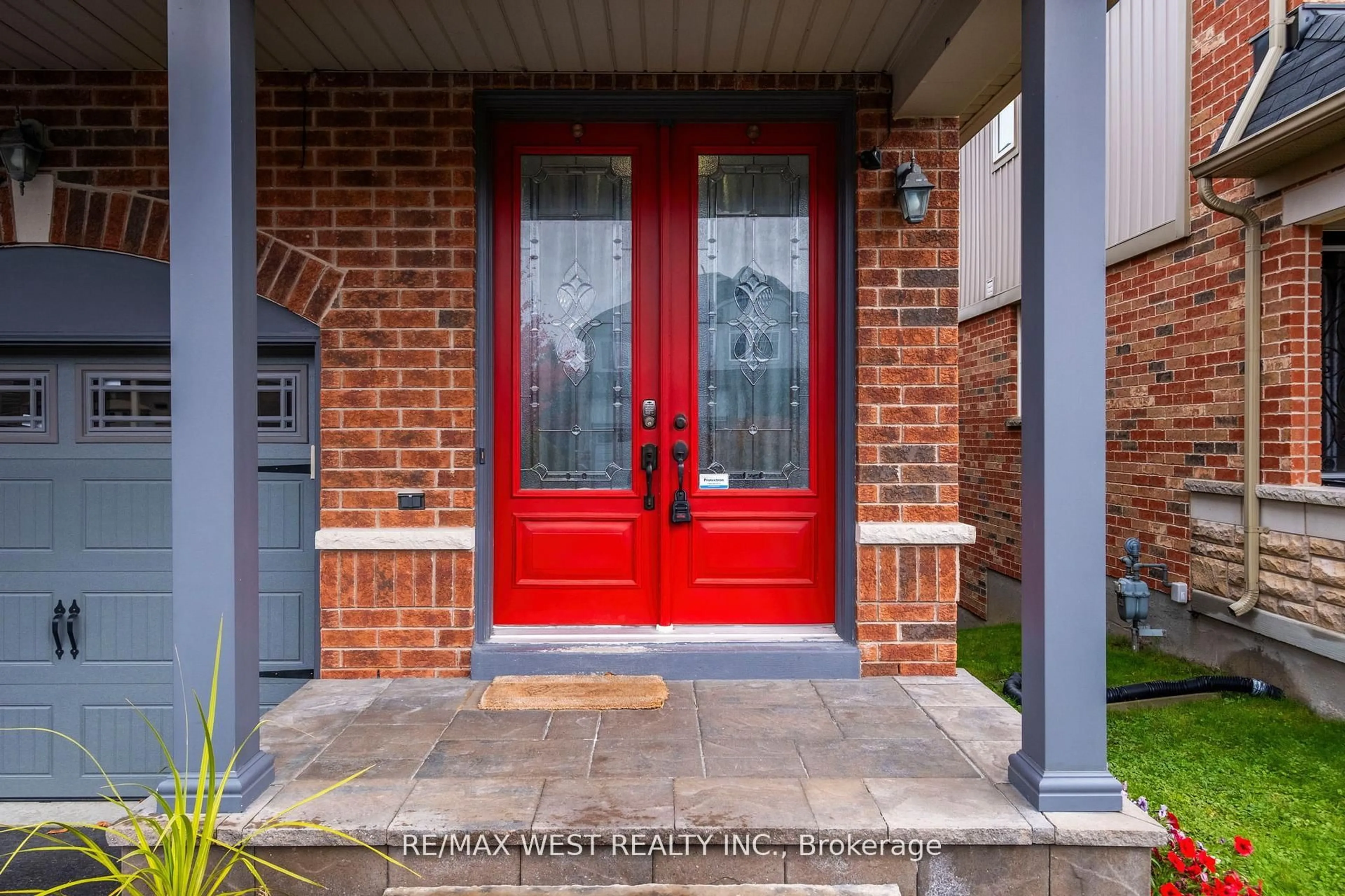 Home with brick exterior material, street for 31 Buxton Lane, Clarington Ontario L1C 0J9