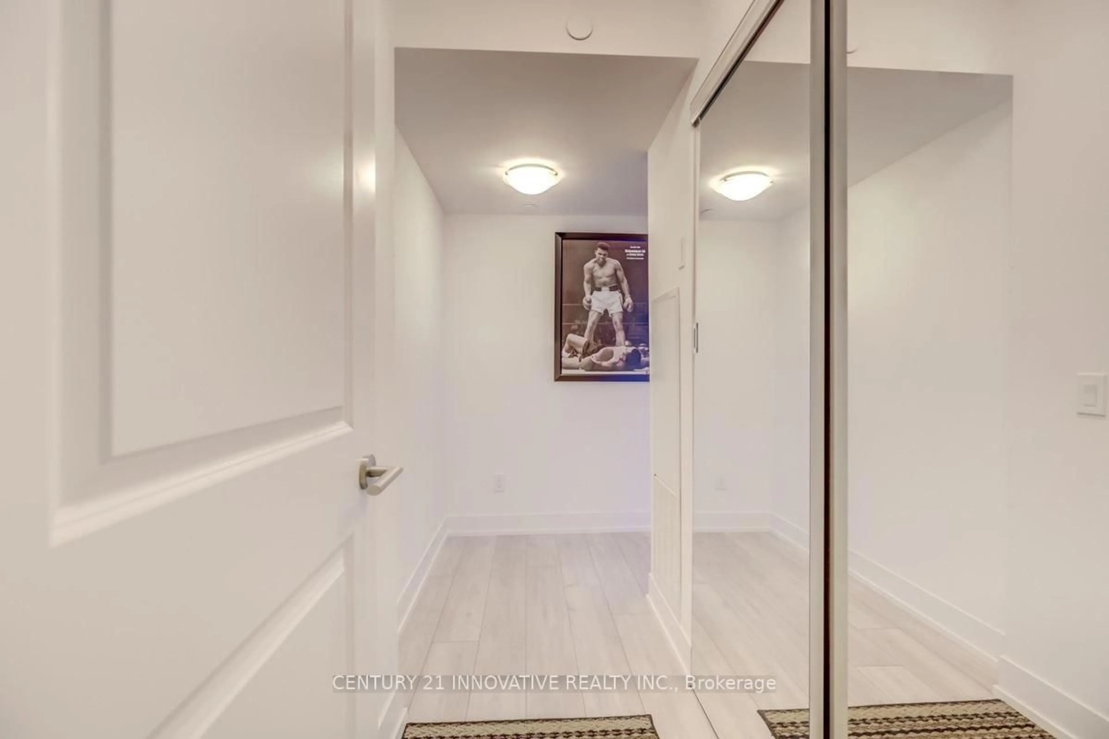 Indoor entryway for 1215 Bayly St #610, Pickering Ontario L1W 1L7