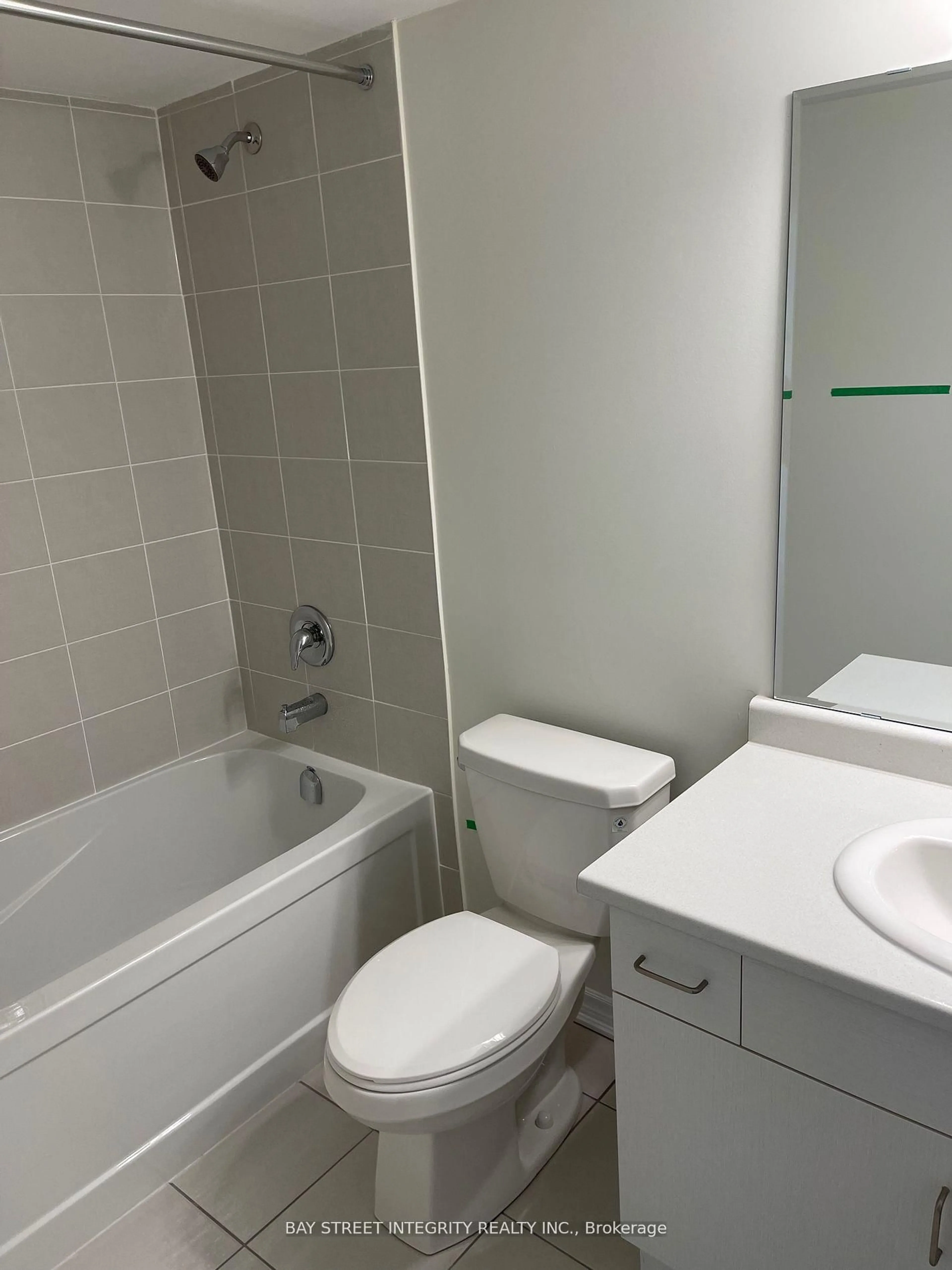 Standard bathroom, unknown for 2791 Eglinton Ave #541, Toronto Ontario M1J 0B3