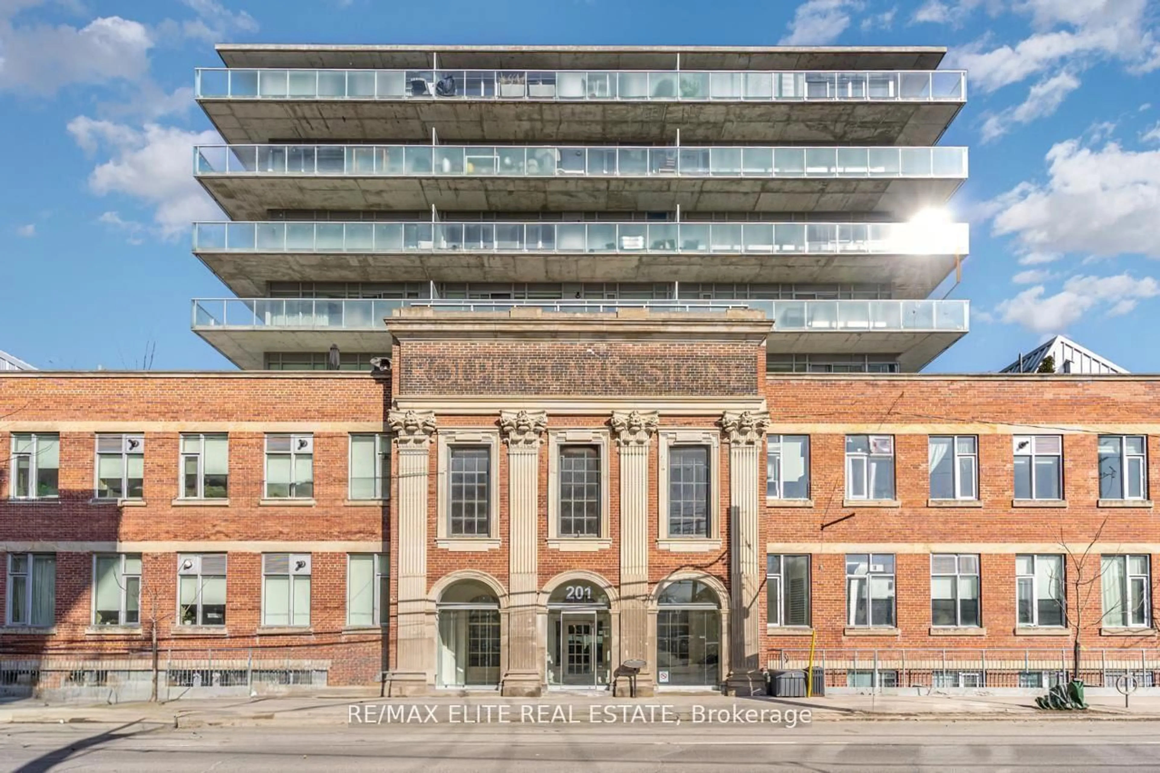 Home with brick exterior material, building for 201 Carlaw Ave #412, Toronto Ontario M4M 2S3