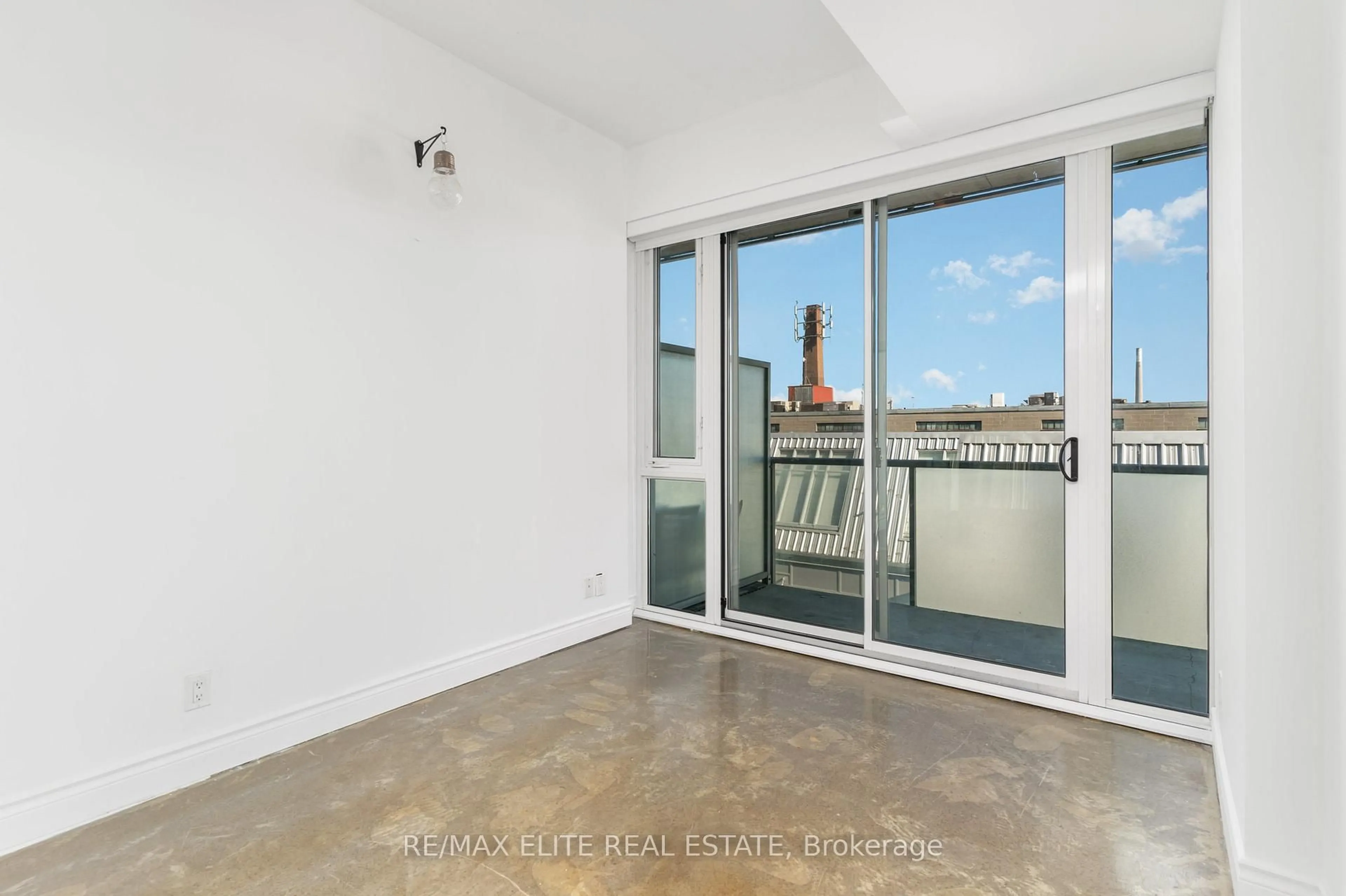 A pic of a room for 201 Carlaw Ave #412, Toronto Ontario M4M 2S3