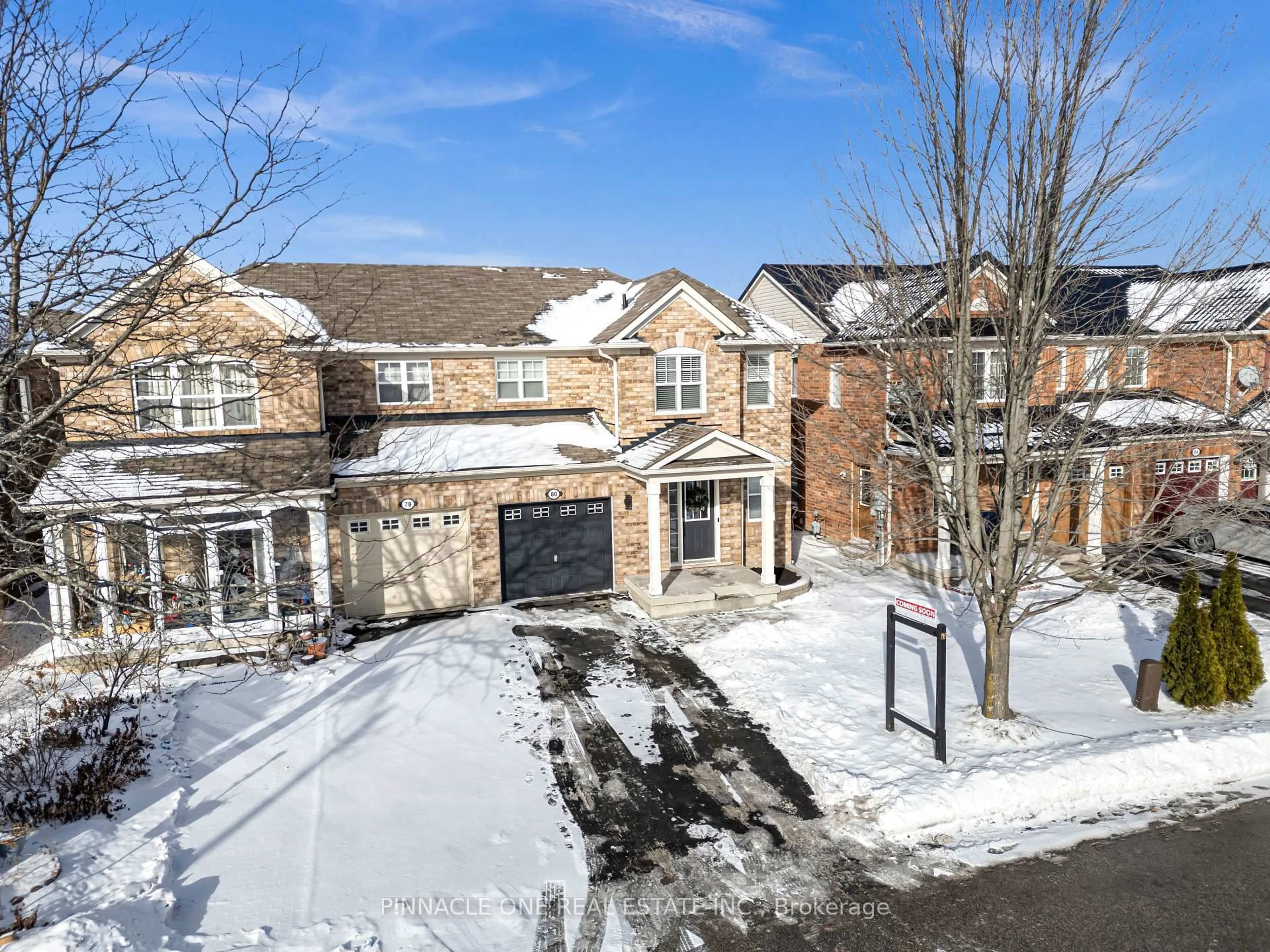 A pic from outside/outdoor area/front of a property/back of a property/a pic from drone, street for 80 Millcar Dr, Toronto Ontario M1B 6G3