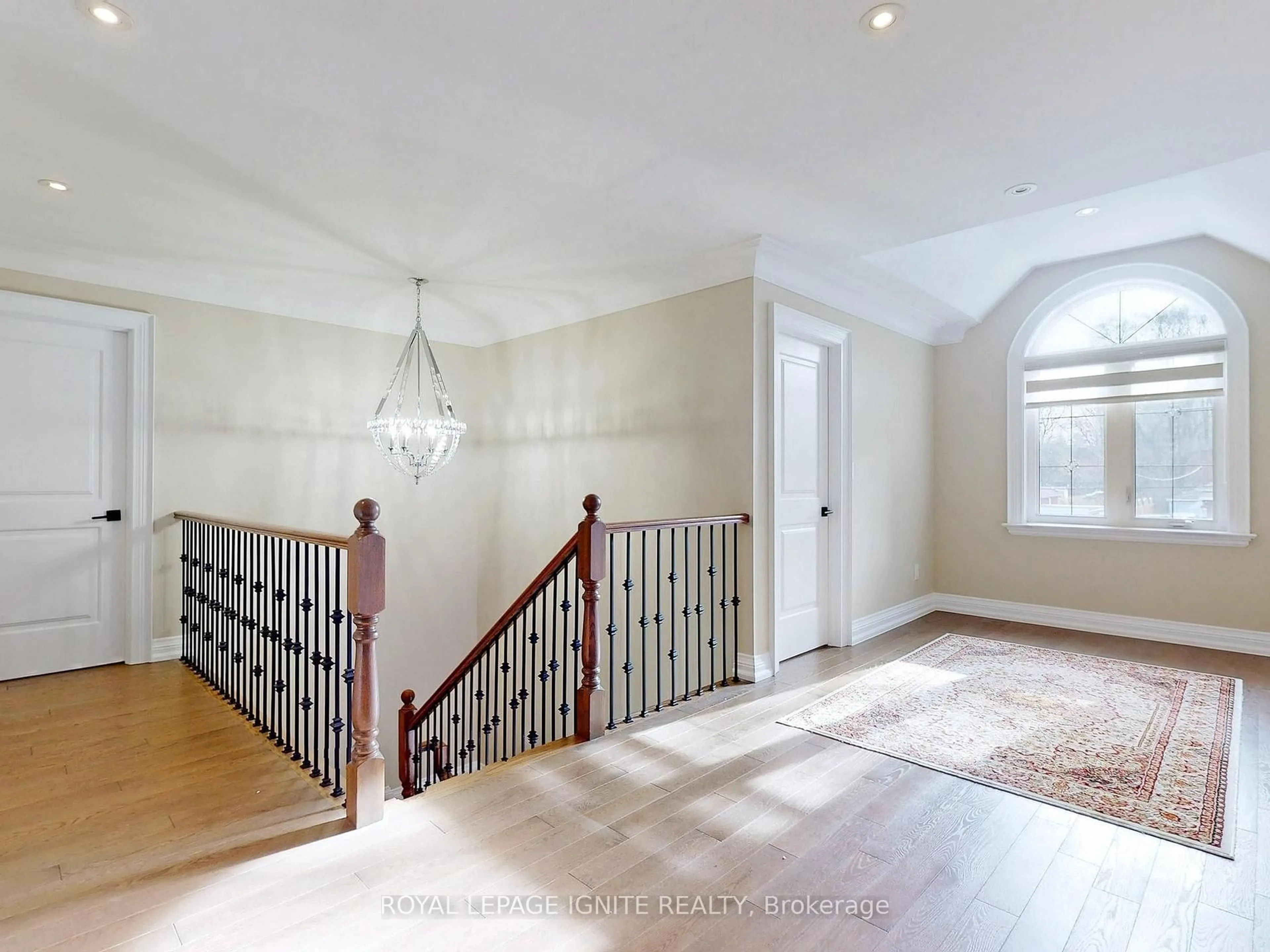 Unknown for 20 Chatterton Blvd, Toronto Ontario M1M 2G2