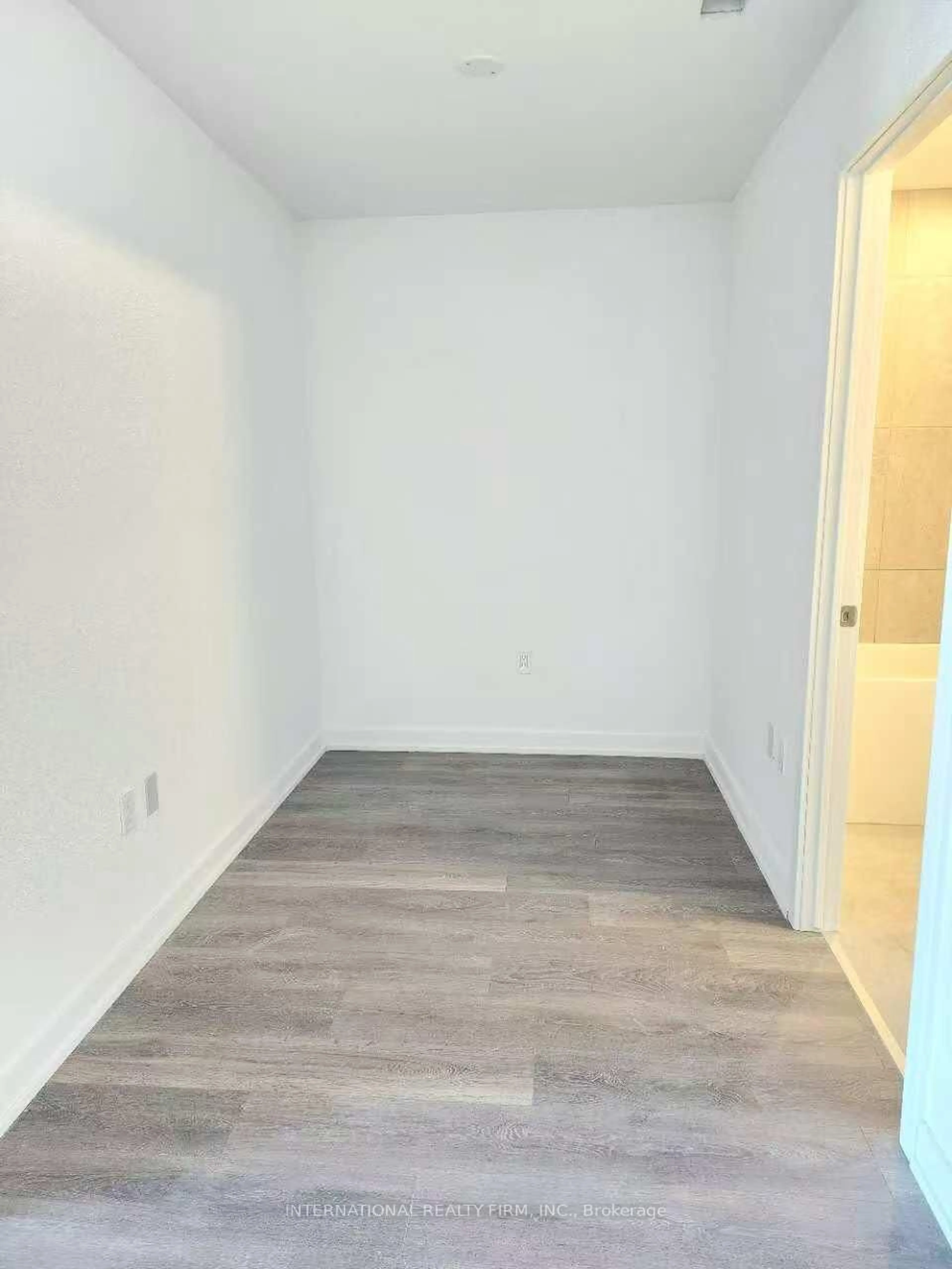 A pic of a room for 1606 Charles St #1701, Whitby Ontario L1N 0P1