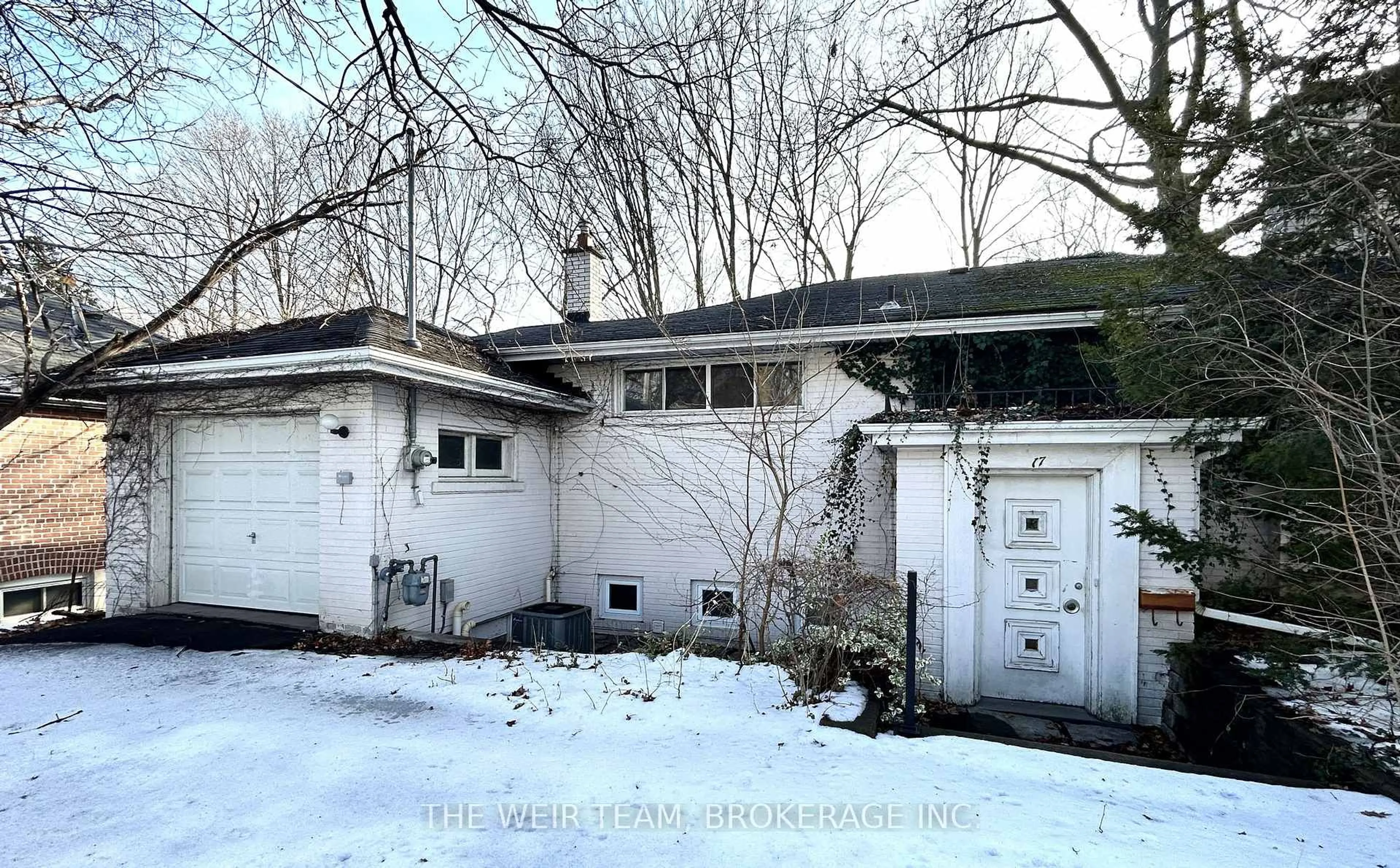 Unknown for 17 Glen Robert Dr, Toronto Ontario M4B 1J4