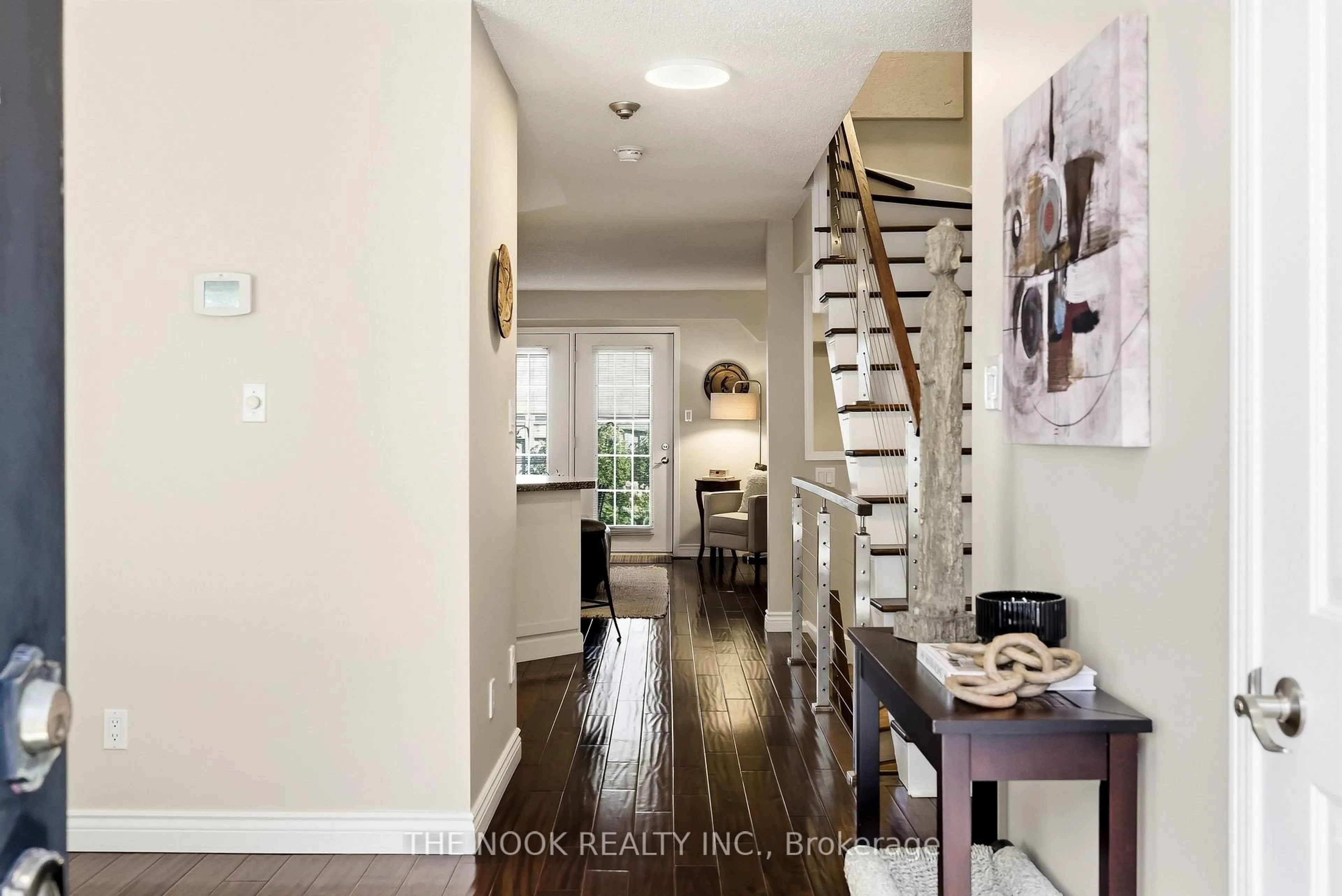 Indoor entryway for 1995 Royal Rd #102, Pickering Ontario L1V 6V9