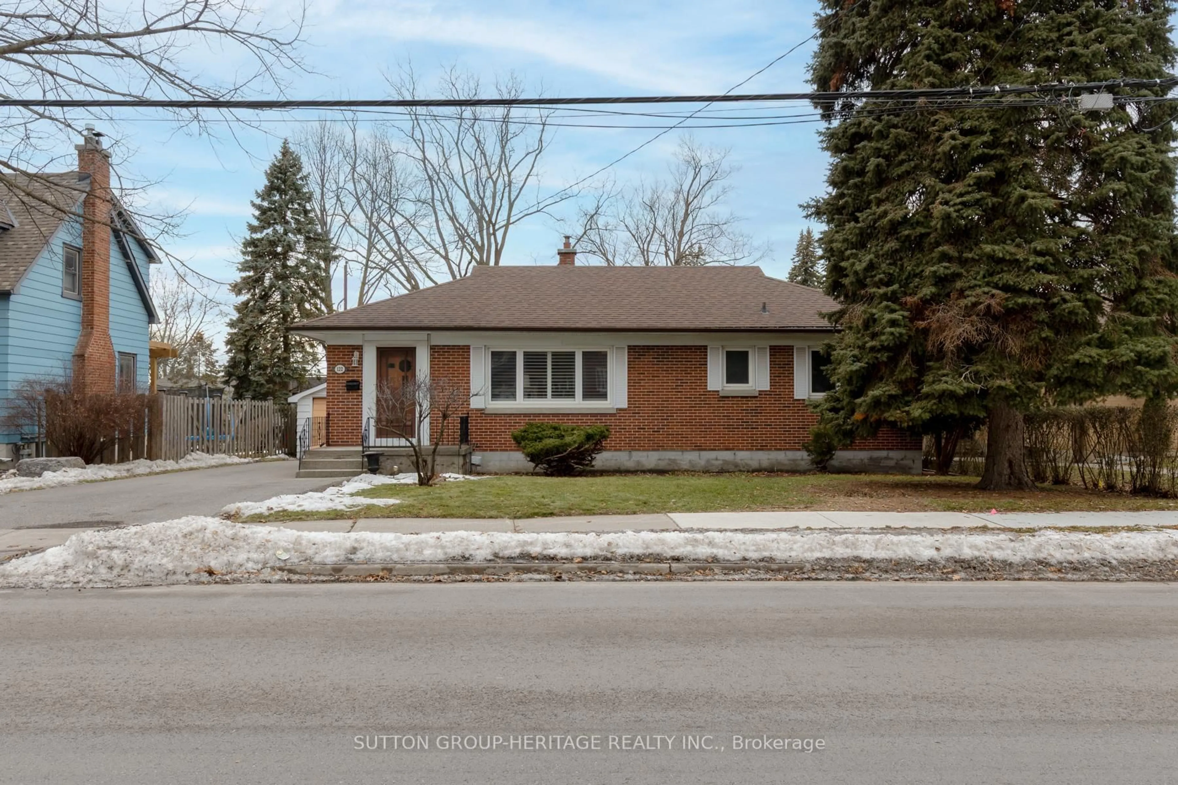 Home with brick exterior material, street for 122 Euclid St, Whitby Ontario L1N 5B1