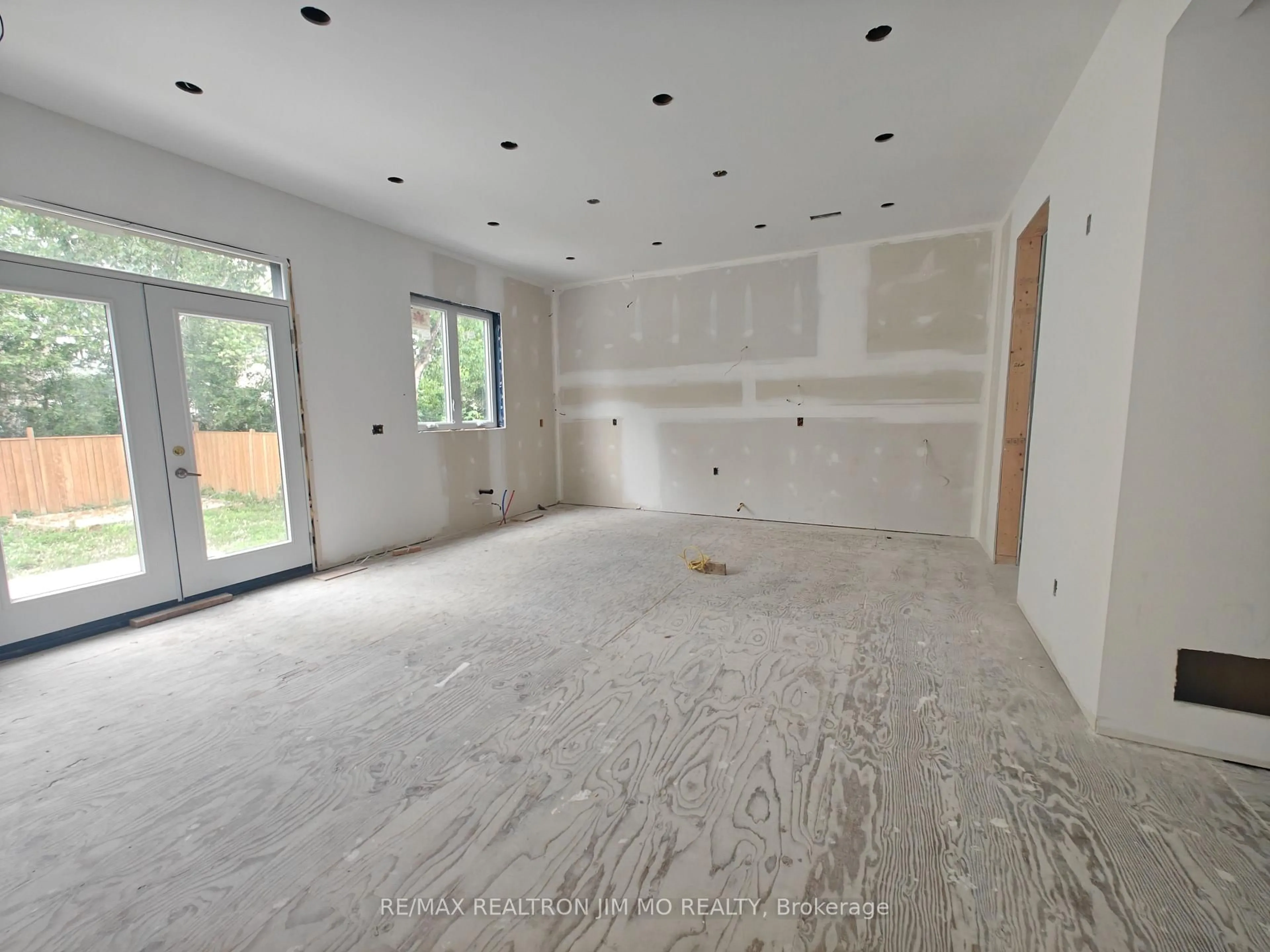 A pic of a room for 6 Cotton Ave, Toronto Ontario M1K 1Z2