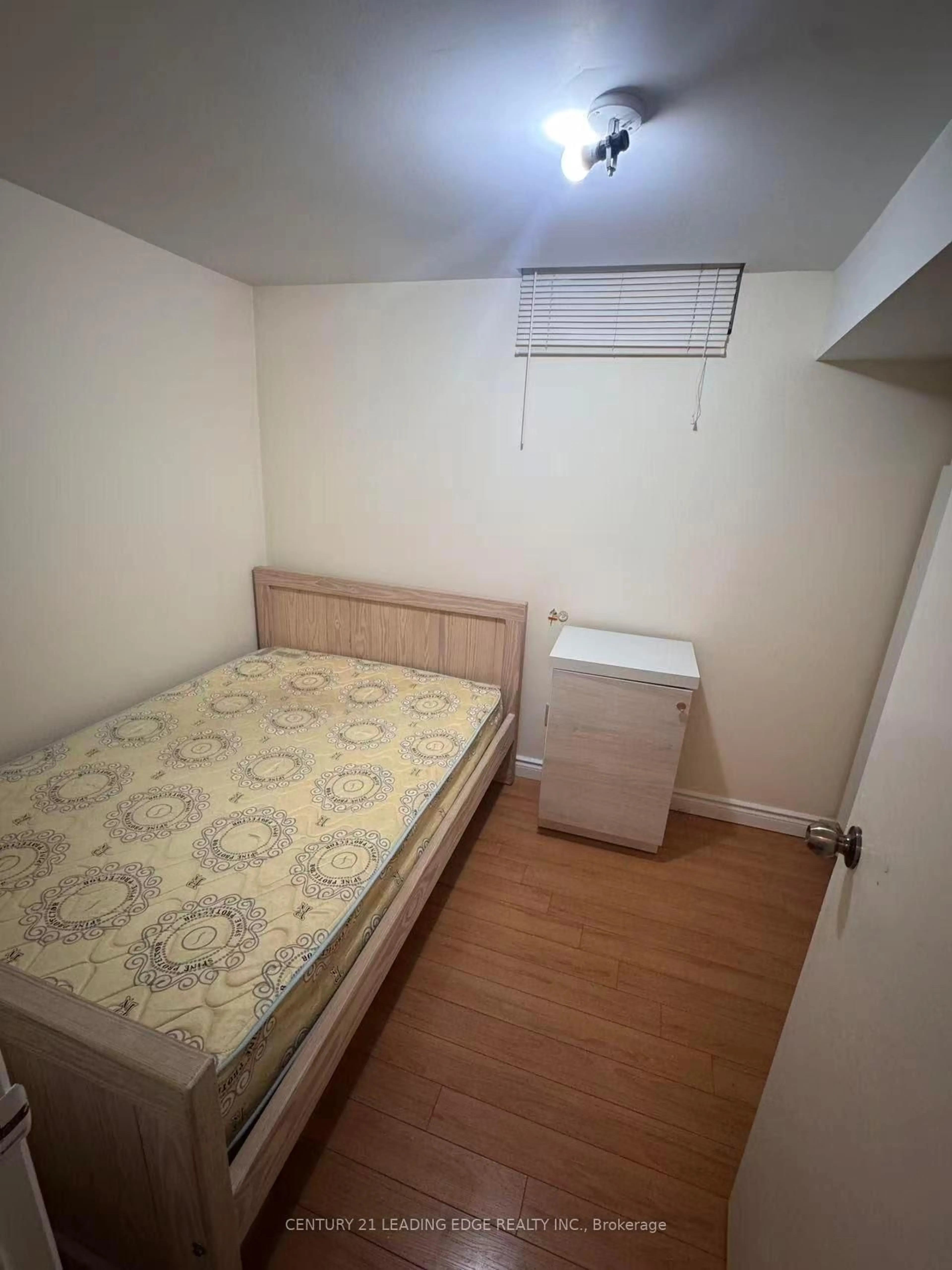 A pic of a room for 134 Canongate Tr, Toronto Ontario M1V 3G9