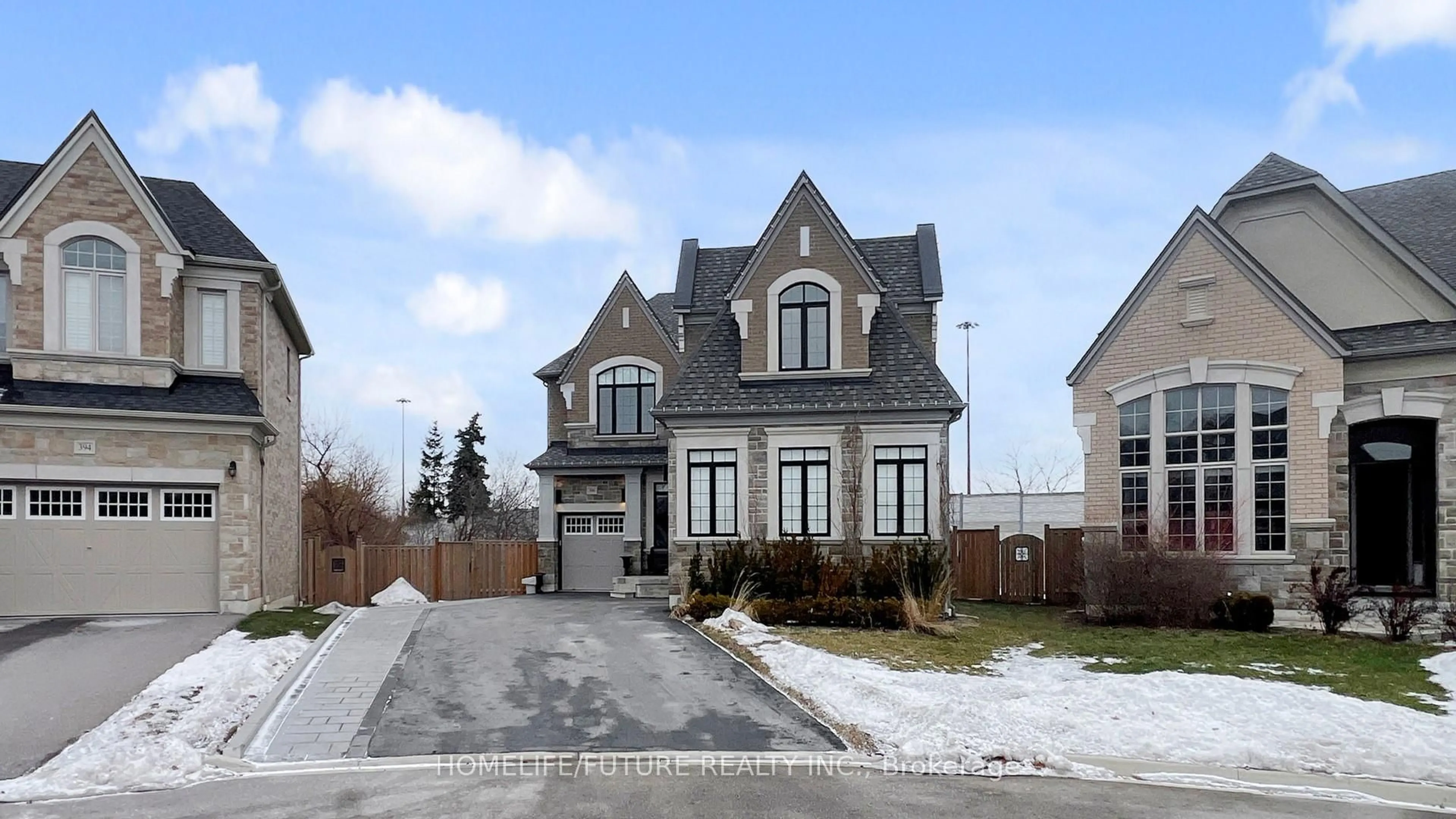 Home with brick exterior material, street for 396 Frontier Crt, Pickering Ontario L1W 4A9