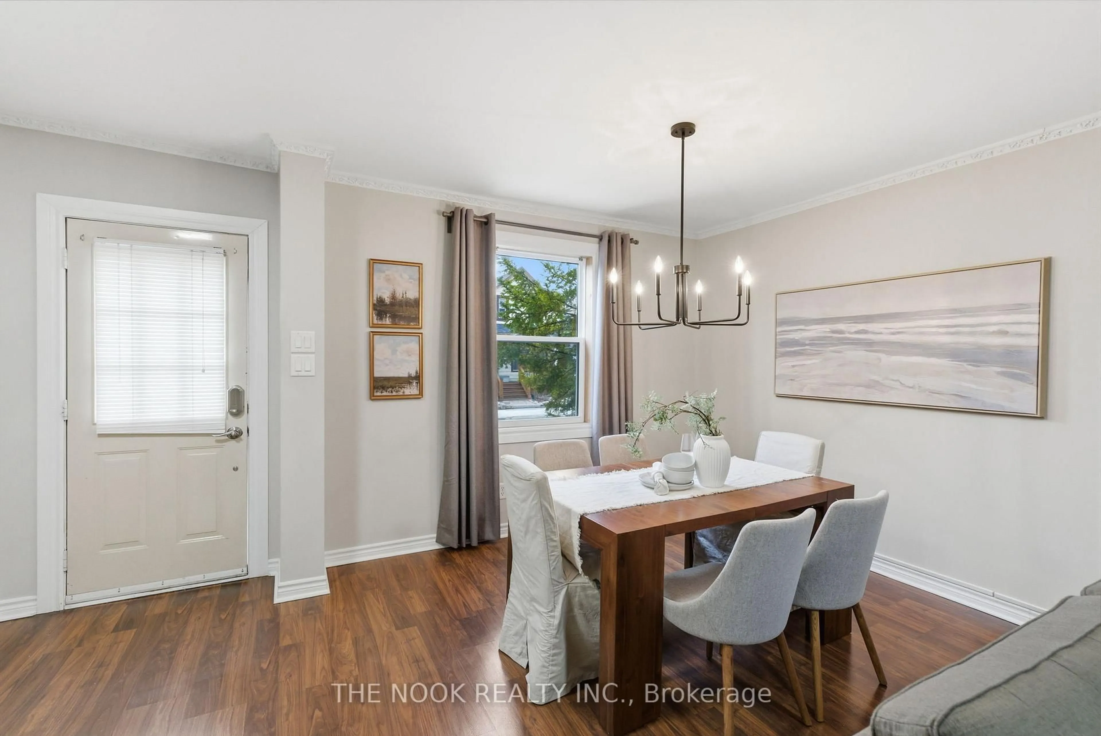 Dining room, wood/laminate floor for 115 Banting Ave, Oshawa Ontario L1H 2M5