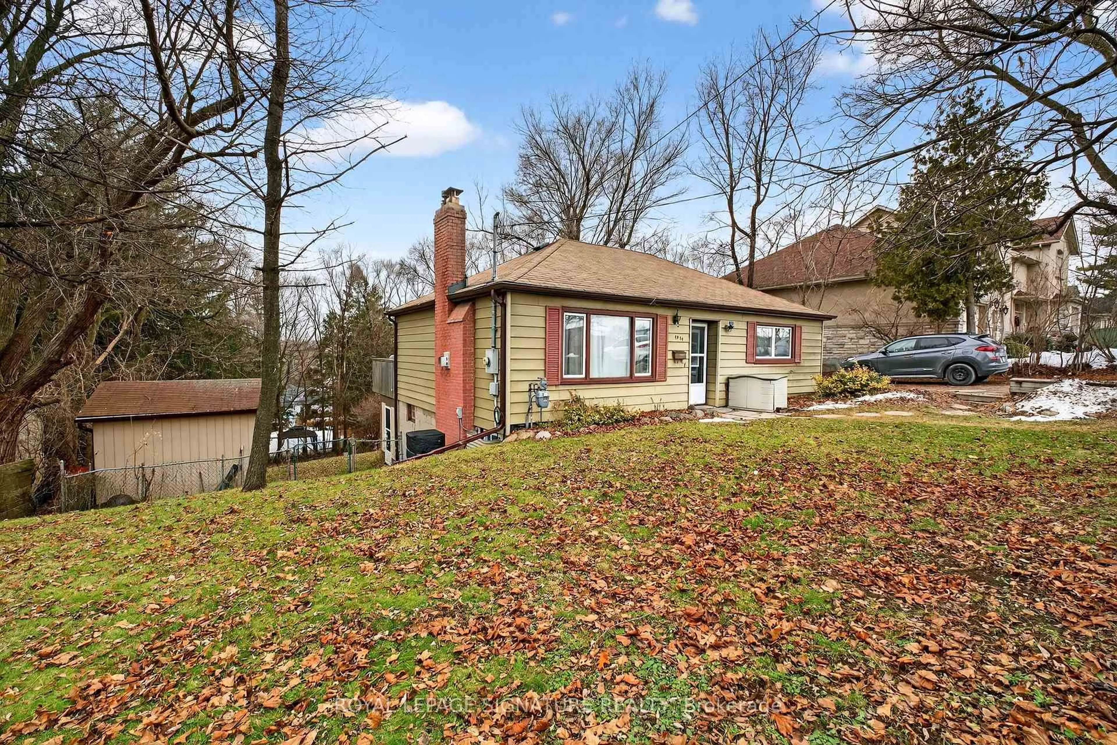 Unknown for 1914 Liverpool Rd, Pickering Ontario L1V 1W5