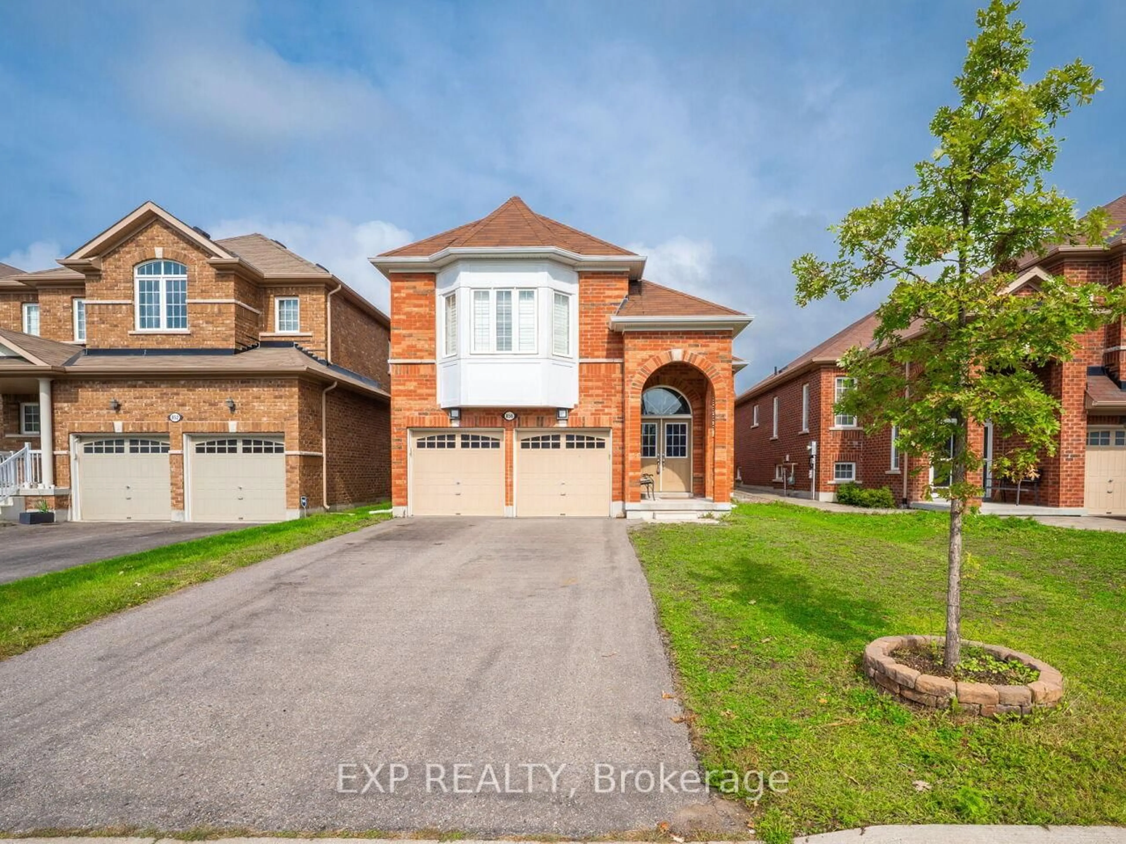 Home with brick exterior material, street for 856 Wrenwood Dr, Oshawa Ontario L1K 0Y1