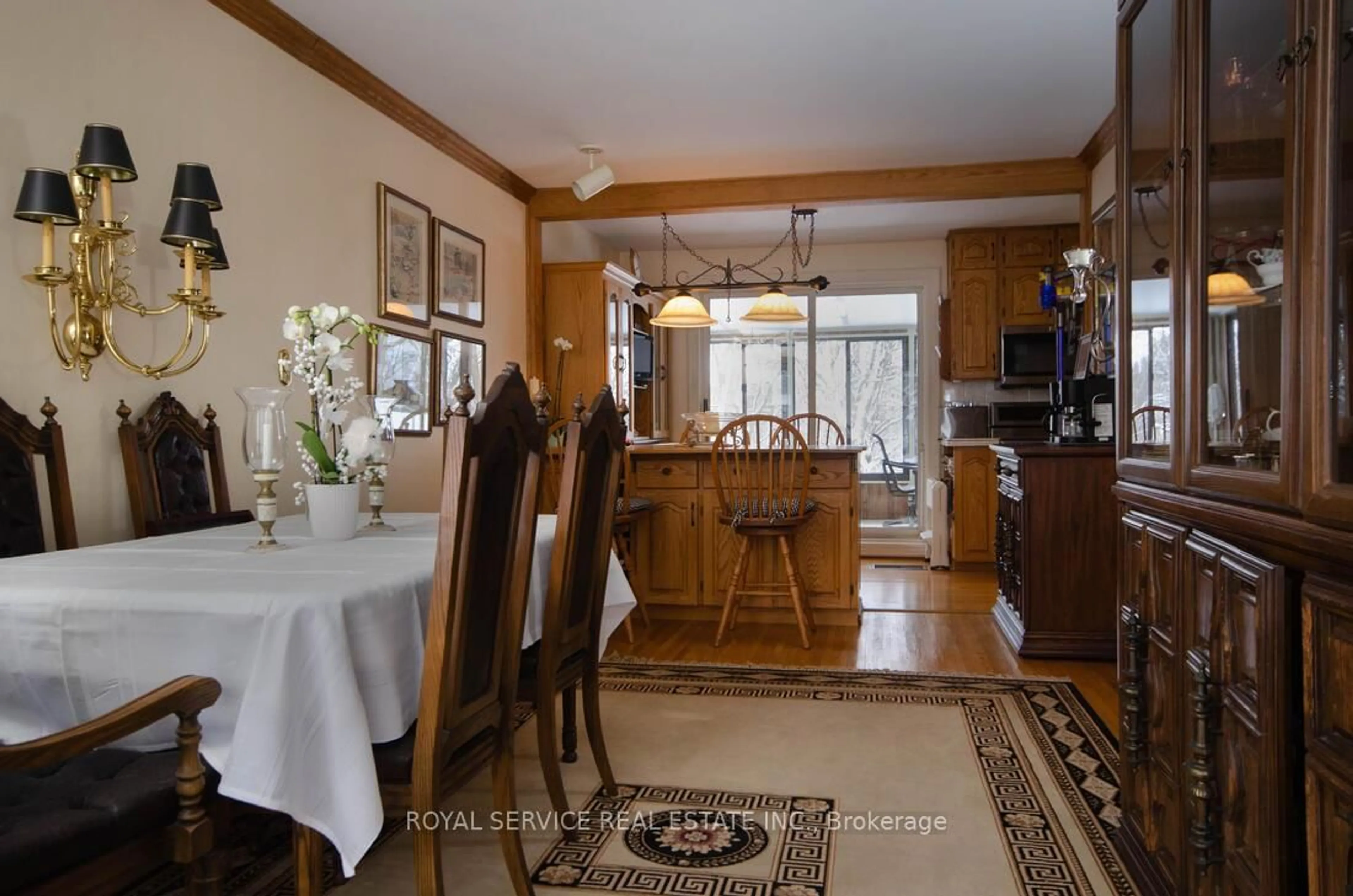 Dining room, ceramic/tile floor for 29 Cole Ave, Clarington Ontario L1C 1K4
