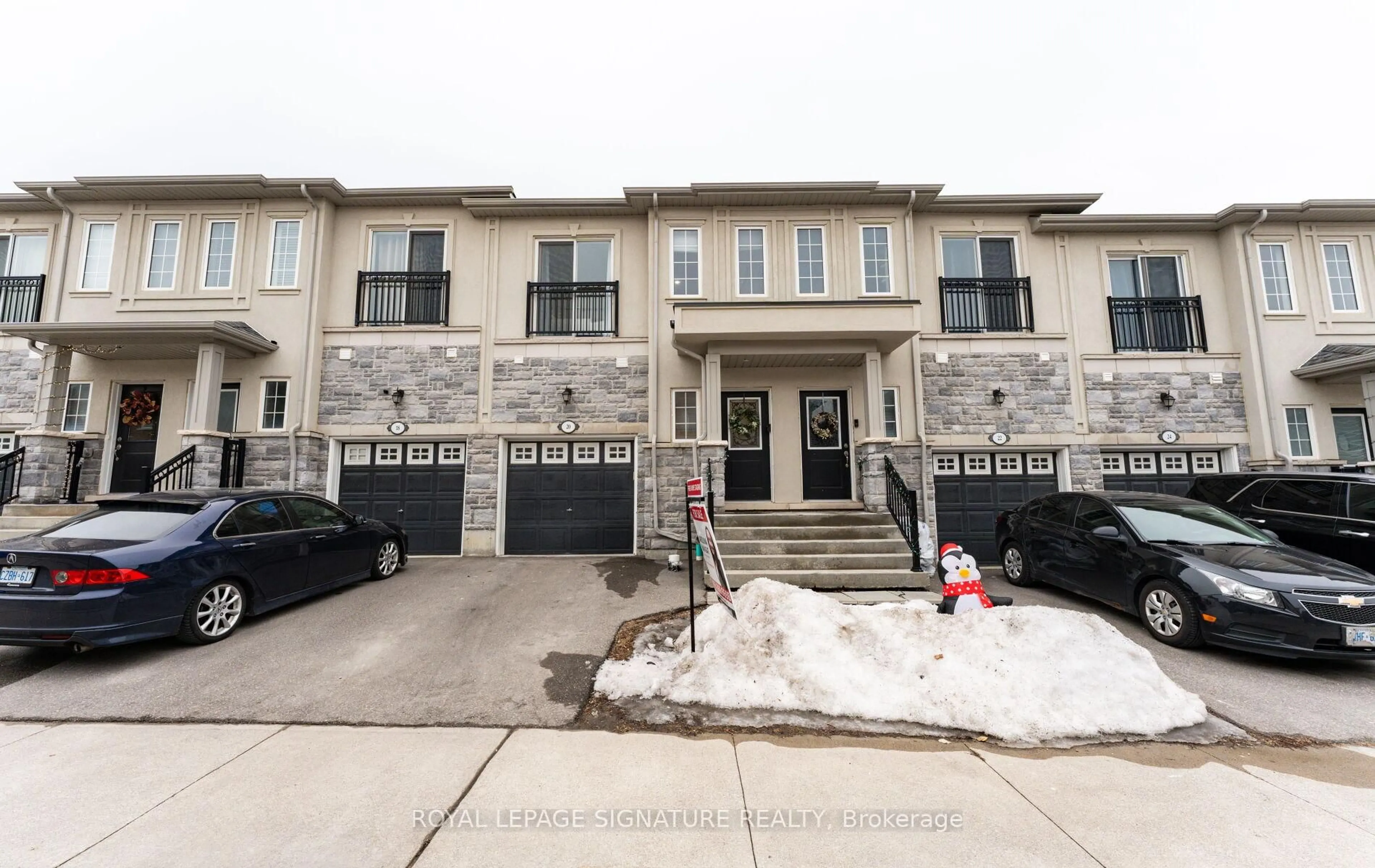 Unknown for 20 Prospect Way, Whitby Ontario L1N 0L4