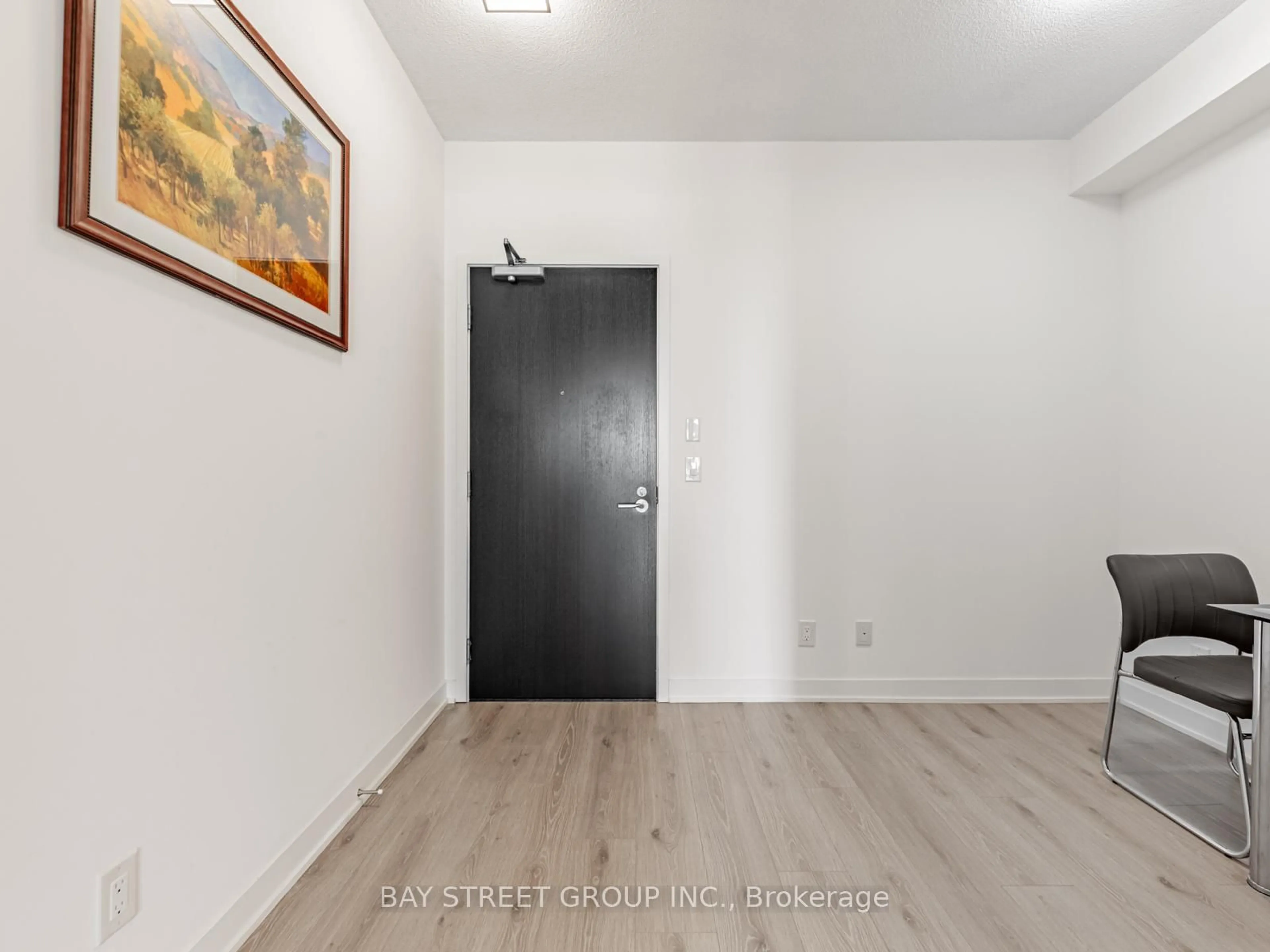 Indoor entryway for 195 Bonis Ave #508, Toronto Ontario M1T 0A5