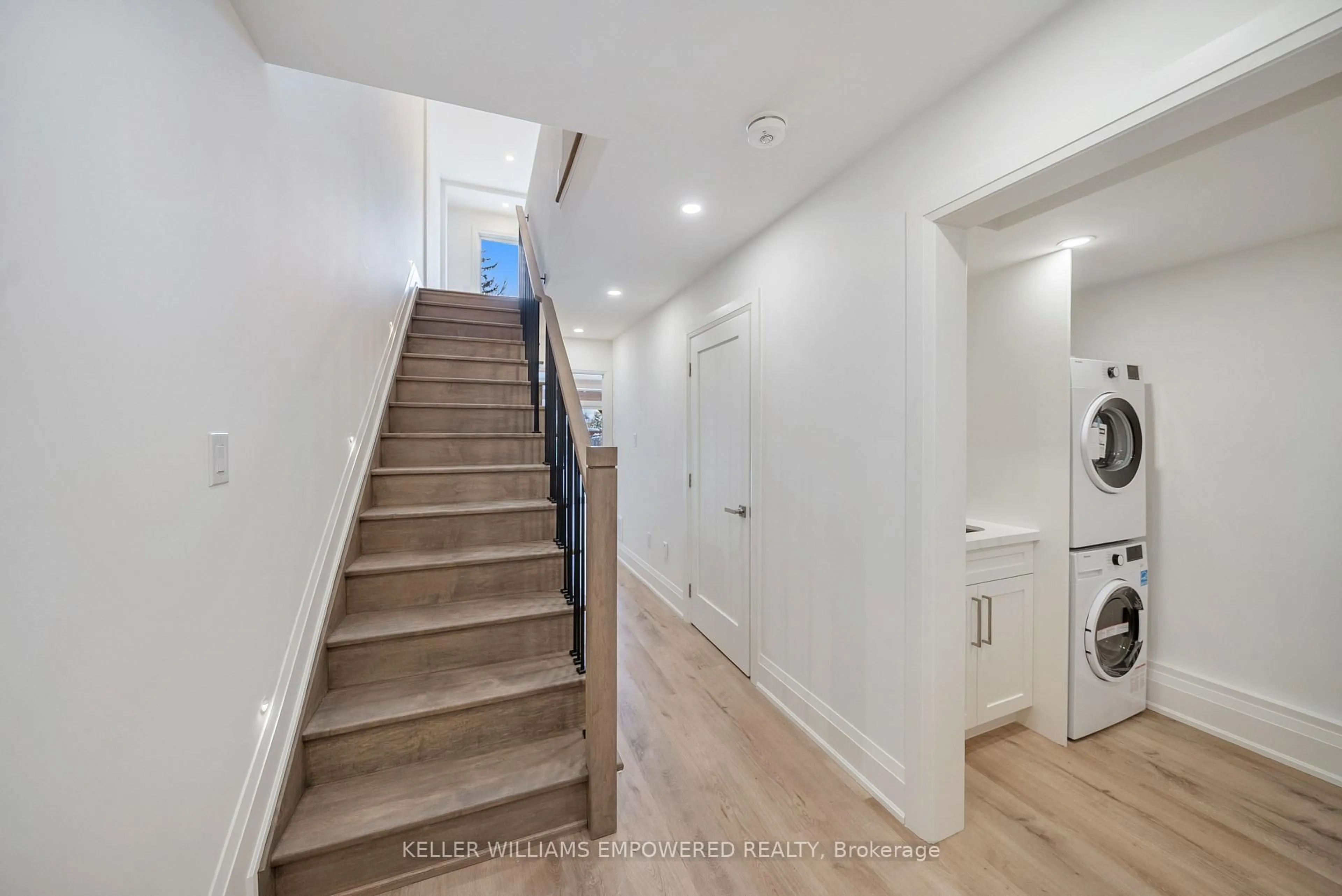 Unknown for 4 Leafield Dr, Toronto Ontario M1W 2T2