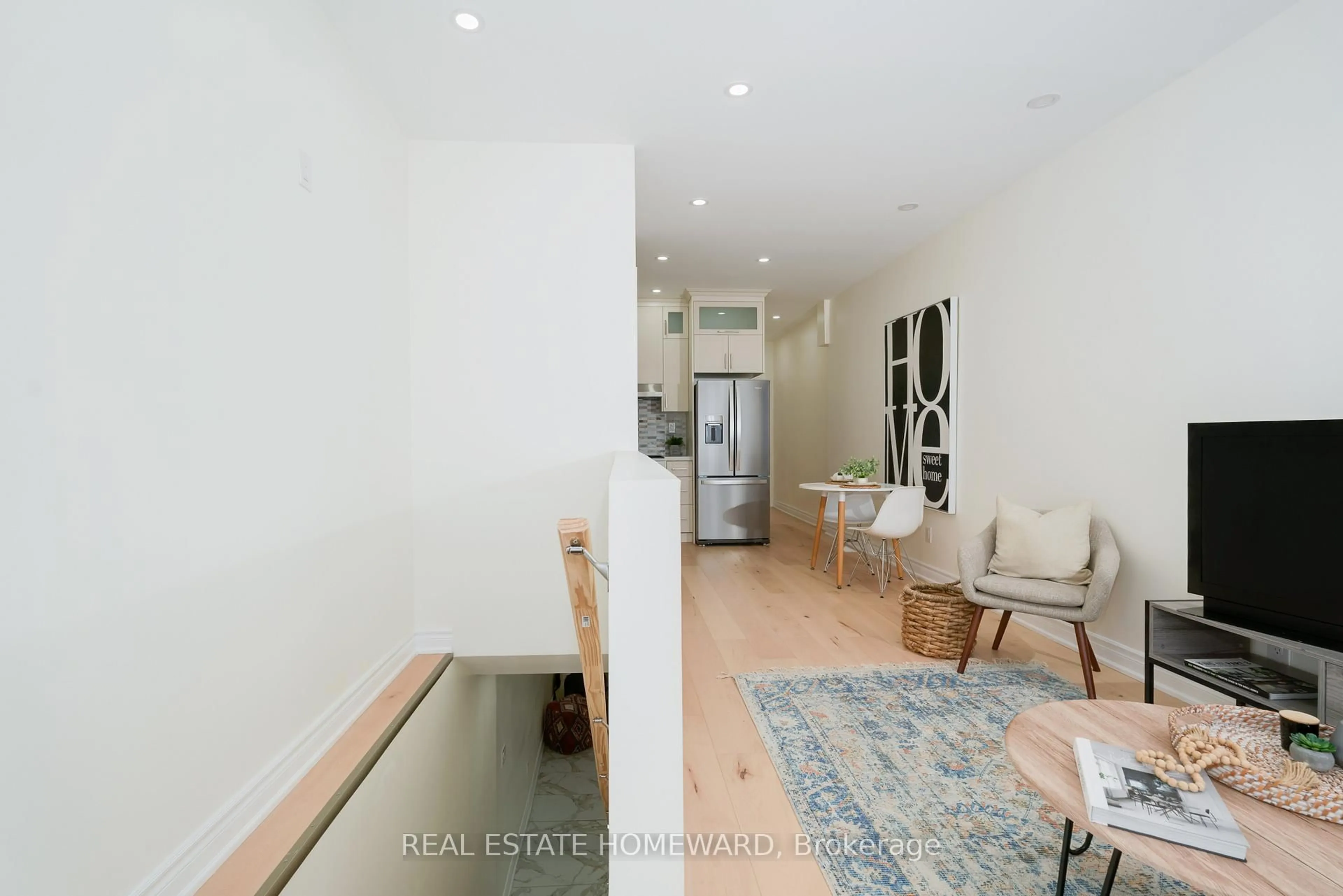 Unknown for 173 Coxwell Ave, Toronto Ontario M4L 3B4