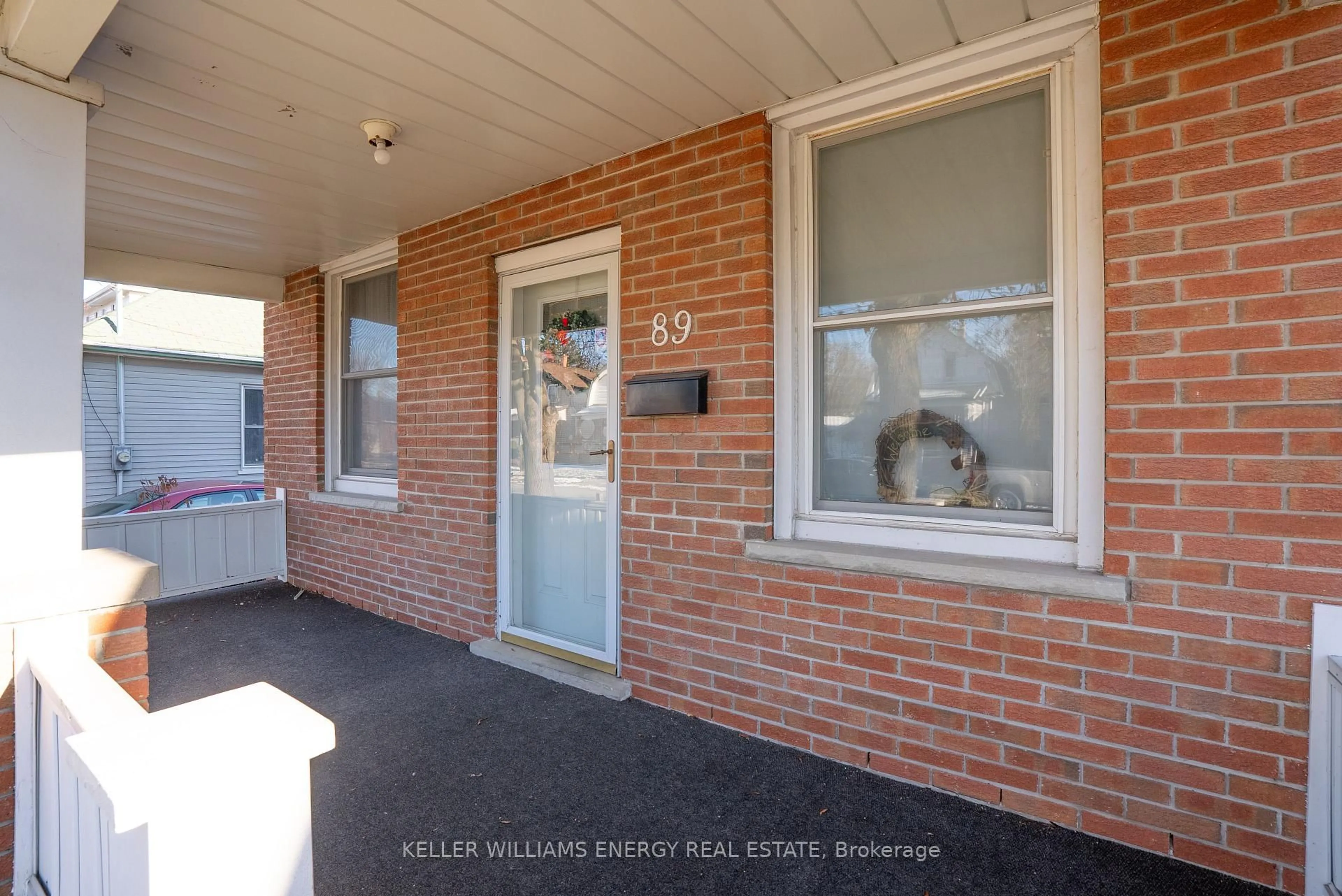 Unknown for 89 Burk St, Oshawa Ontario L1J 4C1