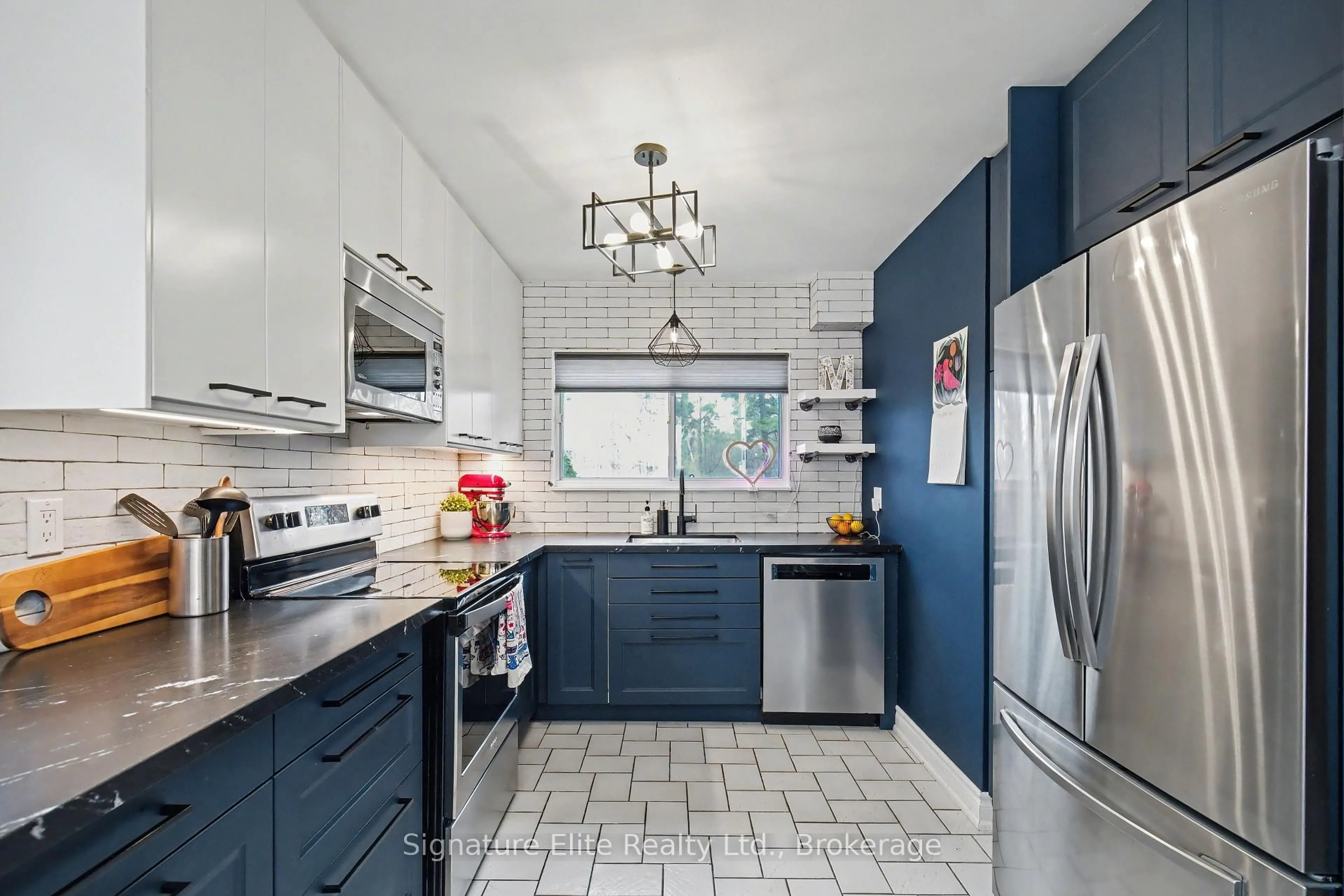 Contemporary kitchen, ceramic/tile floor for 276 Guildwood Pkwy, Toronto Ontario M1E 1P9