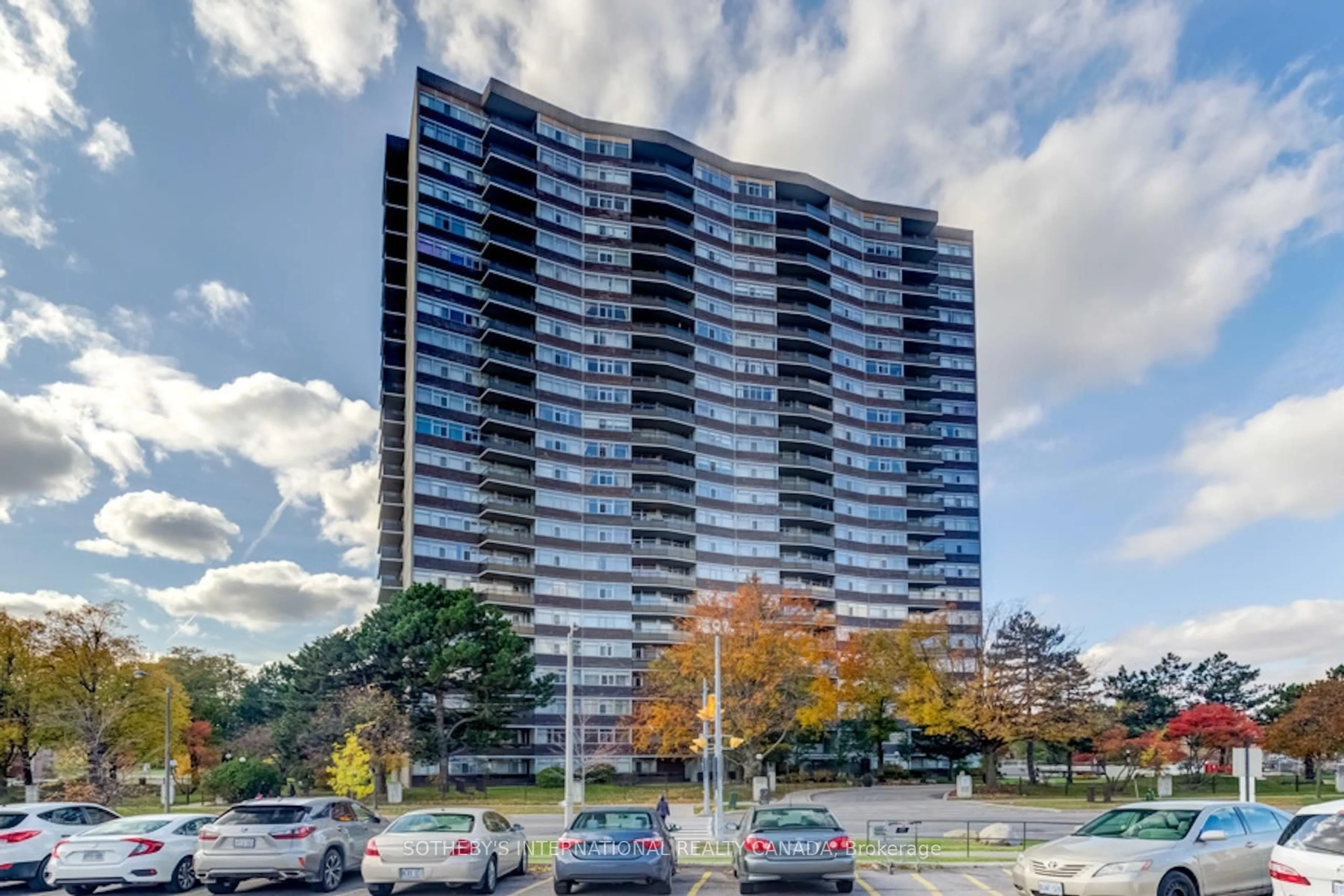 A pic from outside/outdoor area/front of a property/back of a property/a pic from drone, building for 3151 Bridletowne Circ #1104, Toronto Ontario M1W 2T1