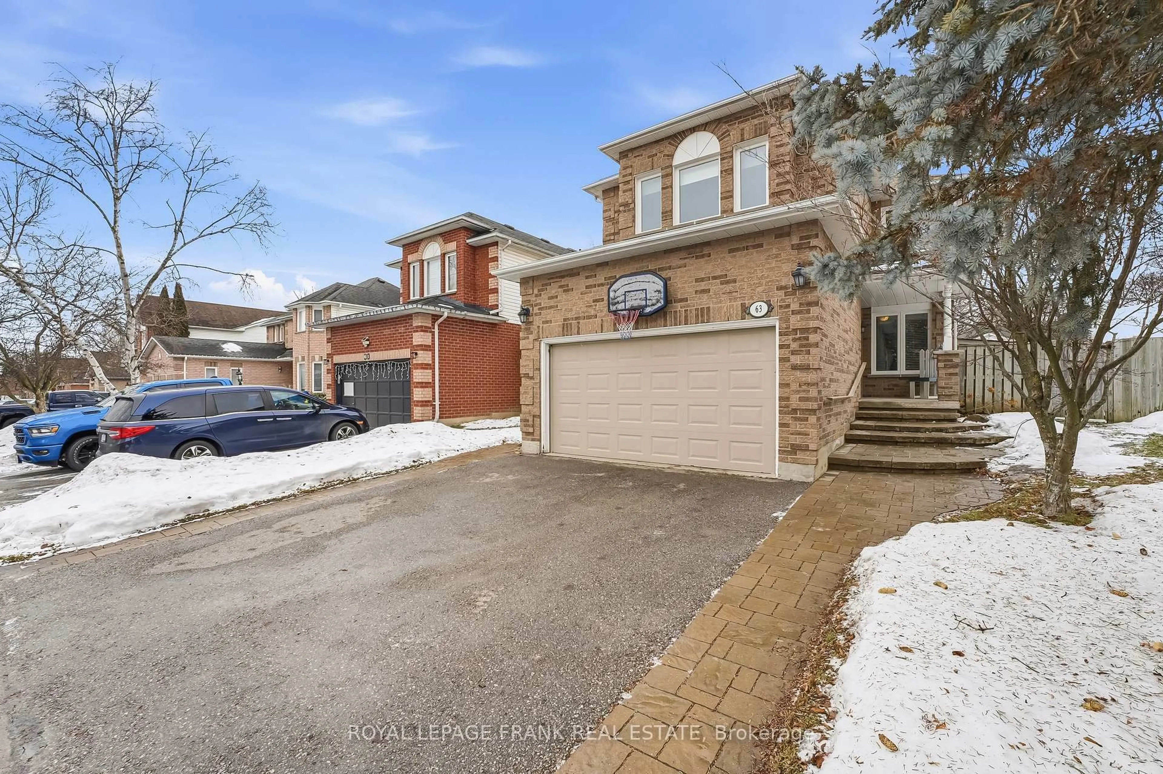Unknown for 63 Farncomb Cres, Clarington Ontario L1C 4L8