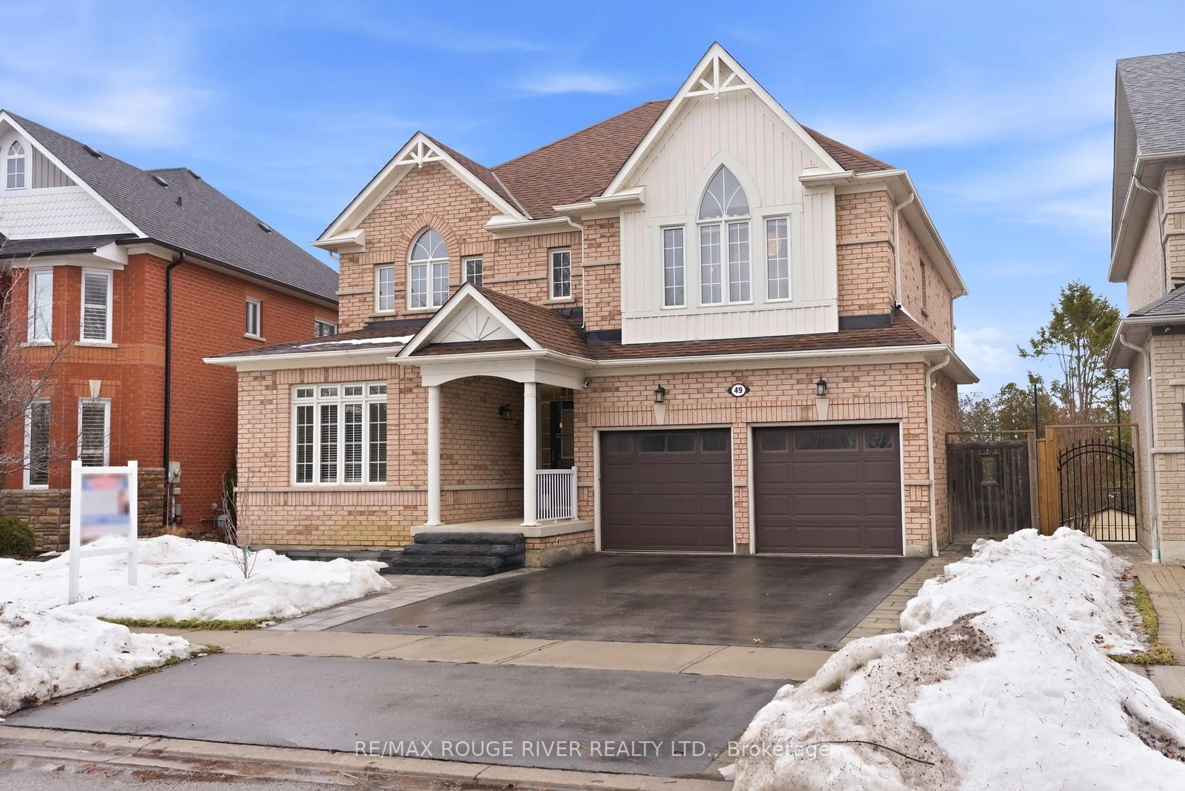 Home with brick exterior material, street for 49 Helston Cres, Whitby Ontario L1M 2K3