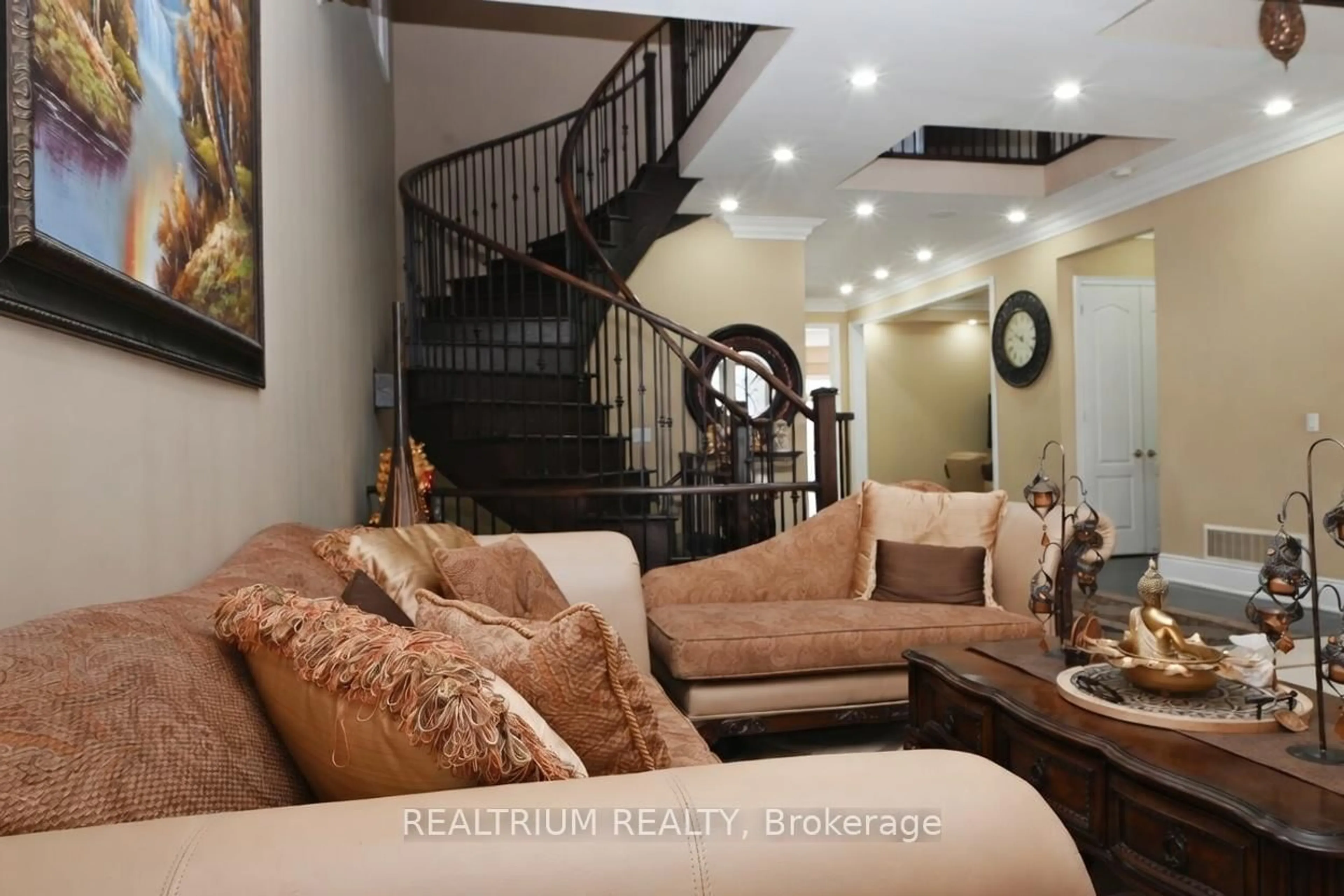 Unknown for 37 St. Magnus Dr, Toronto Ontario M1C 0C5