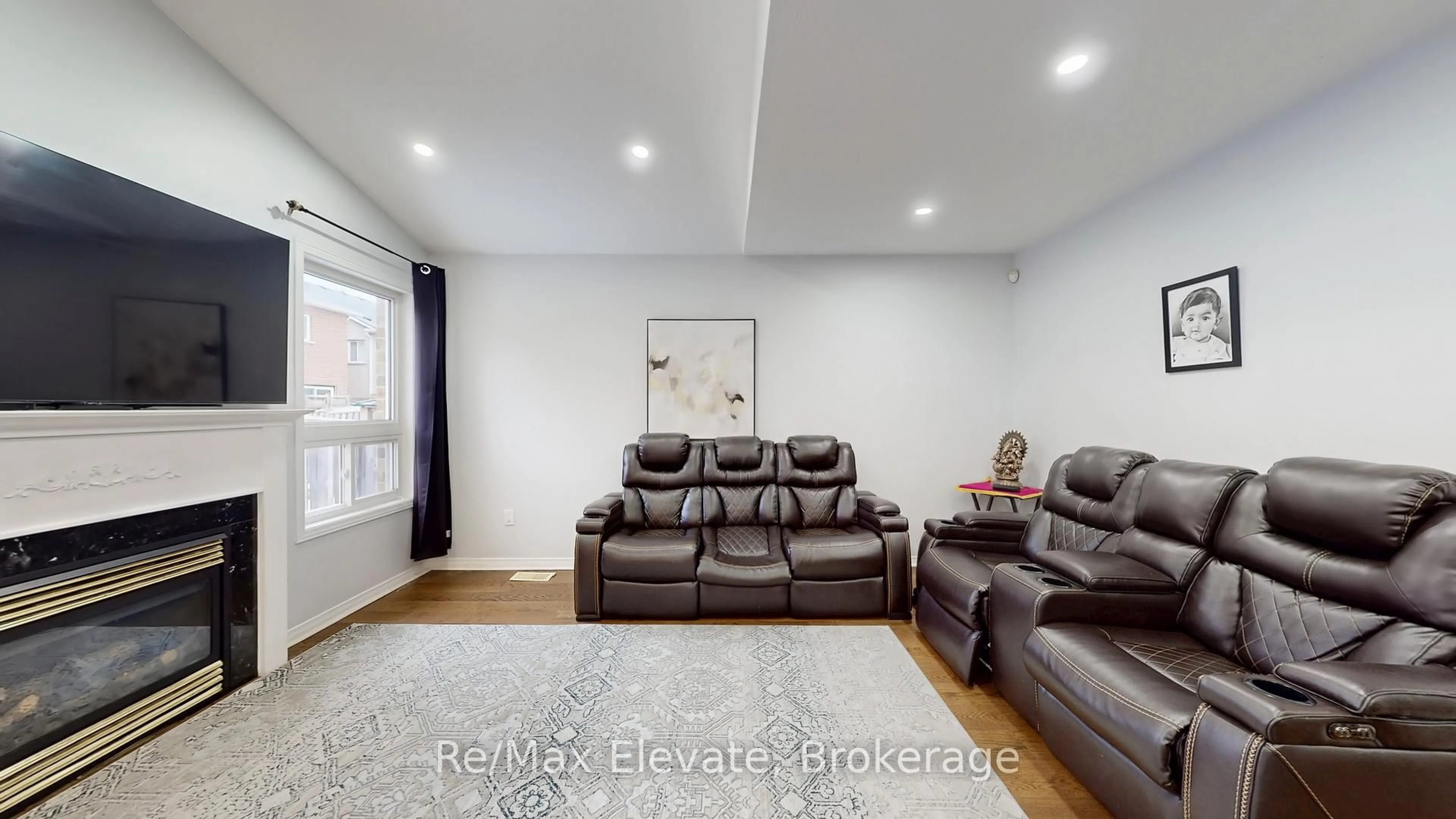 Living room with furniture, unknown for 12 Teasdale St, Ajax Ontario L1Z 2A7