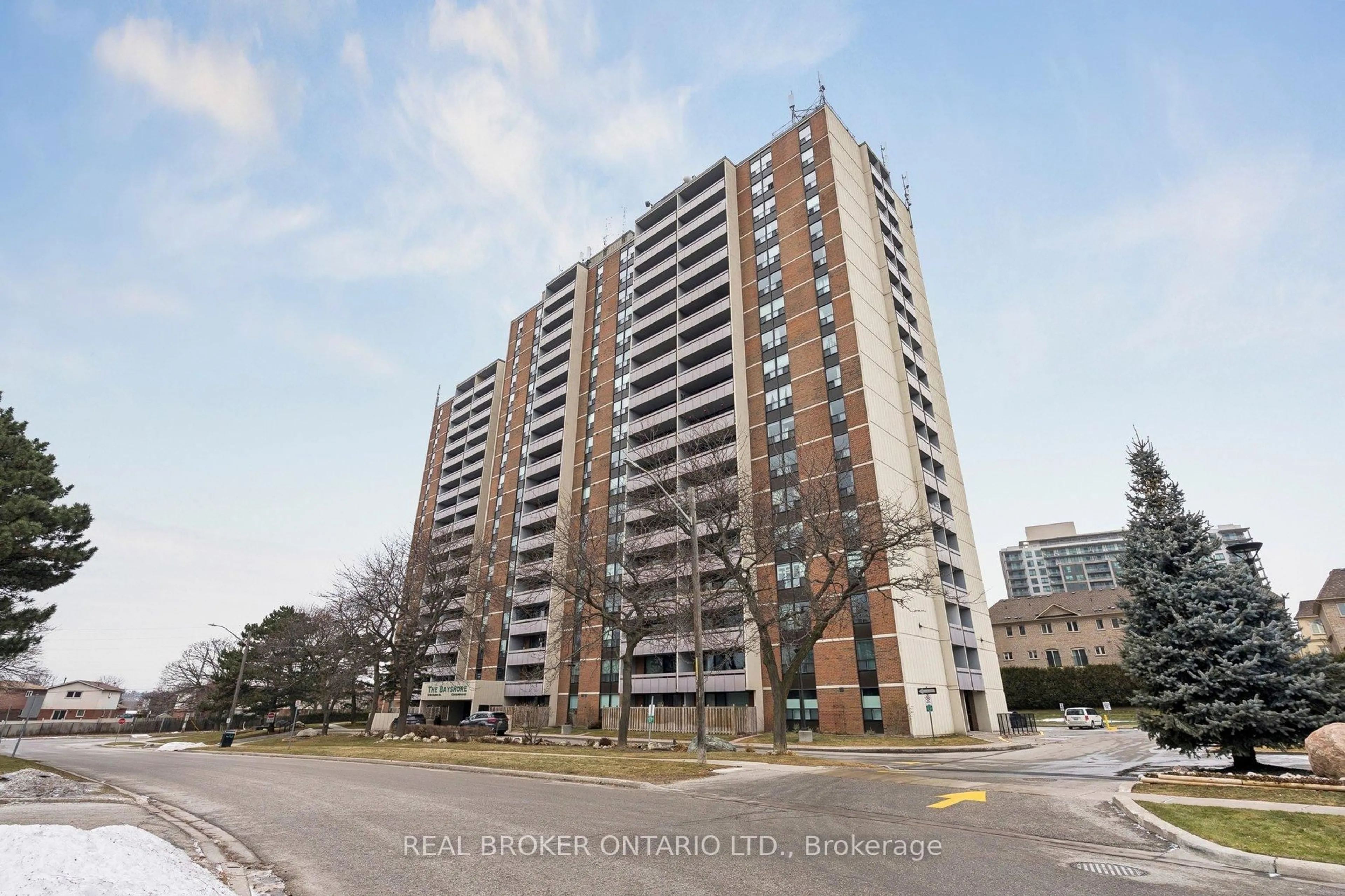 A pic from outside/outdoor area/front of a property/back of a property/a pic from drone, building for 1210 Radom St #209, Pickering Ontario L1W 2Z3